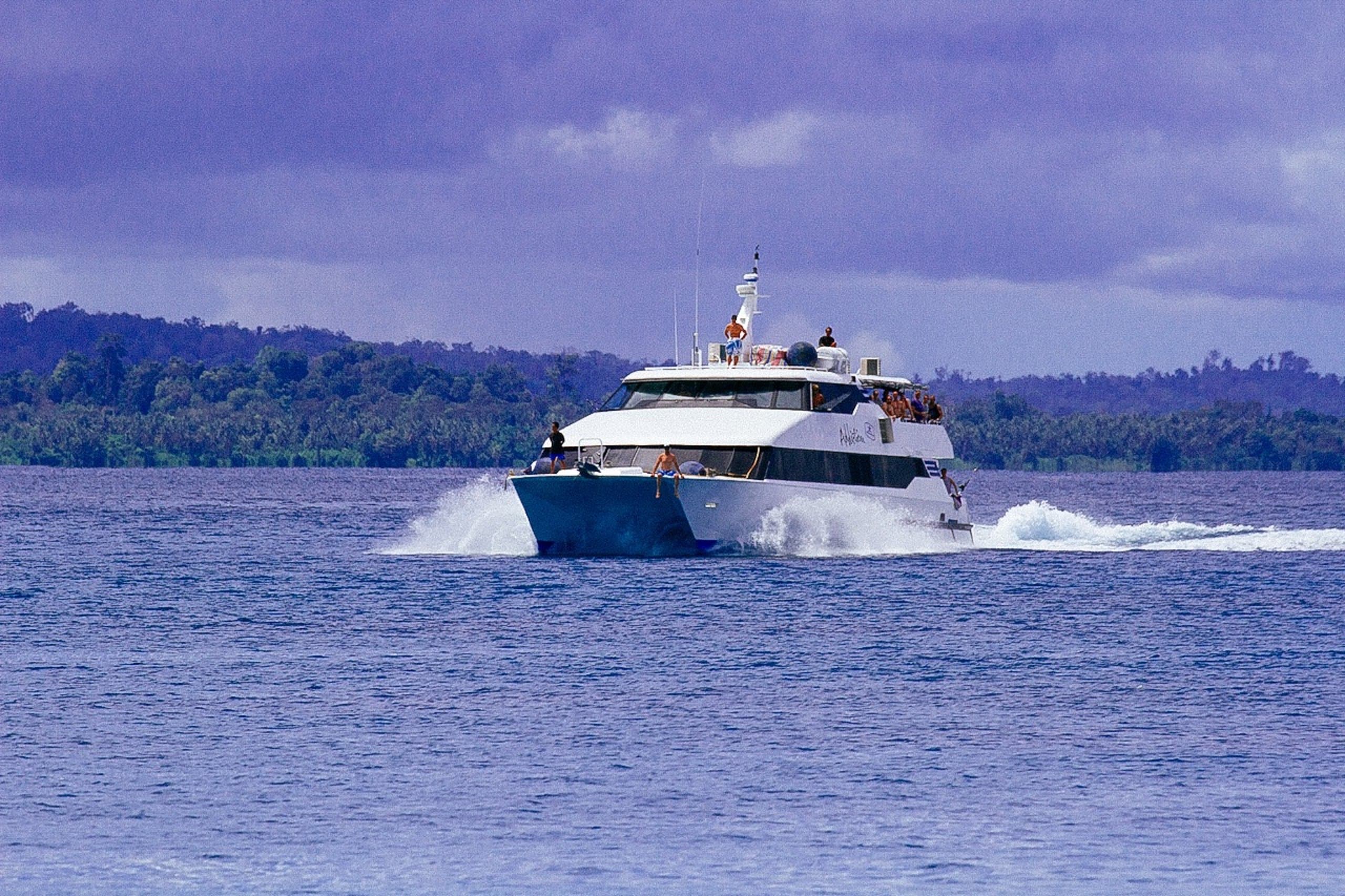 Motor yacht ADDICTION 24m