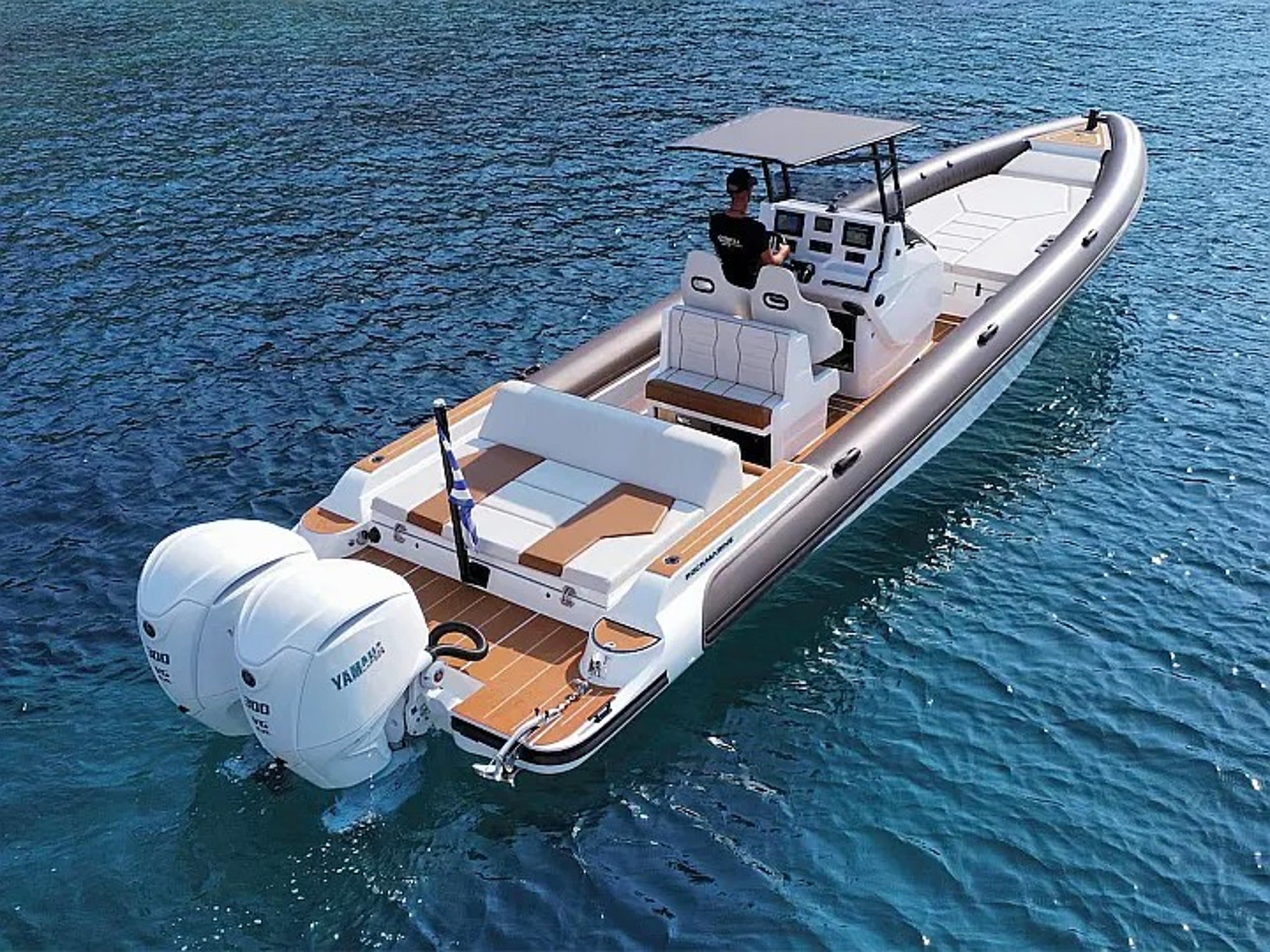 Motor yacht AELIA 10.65m