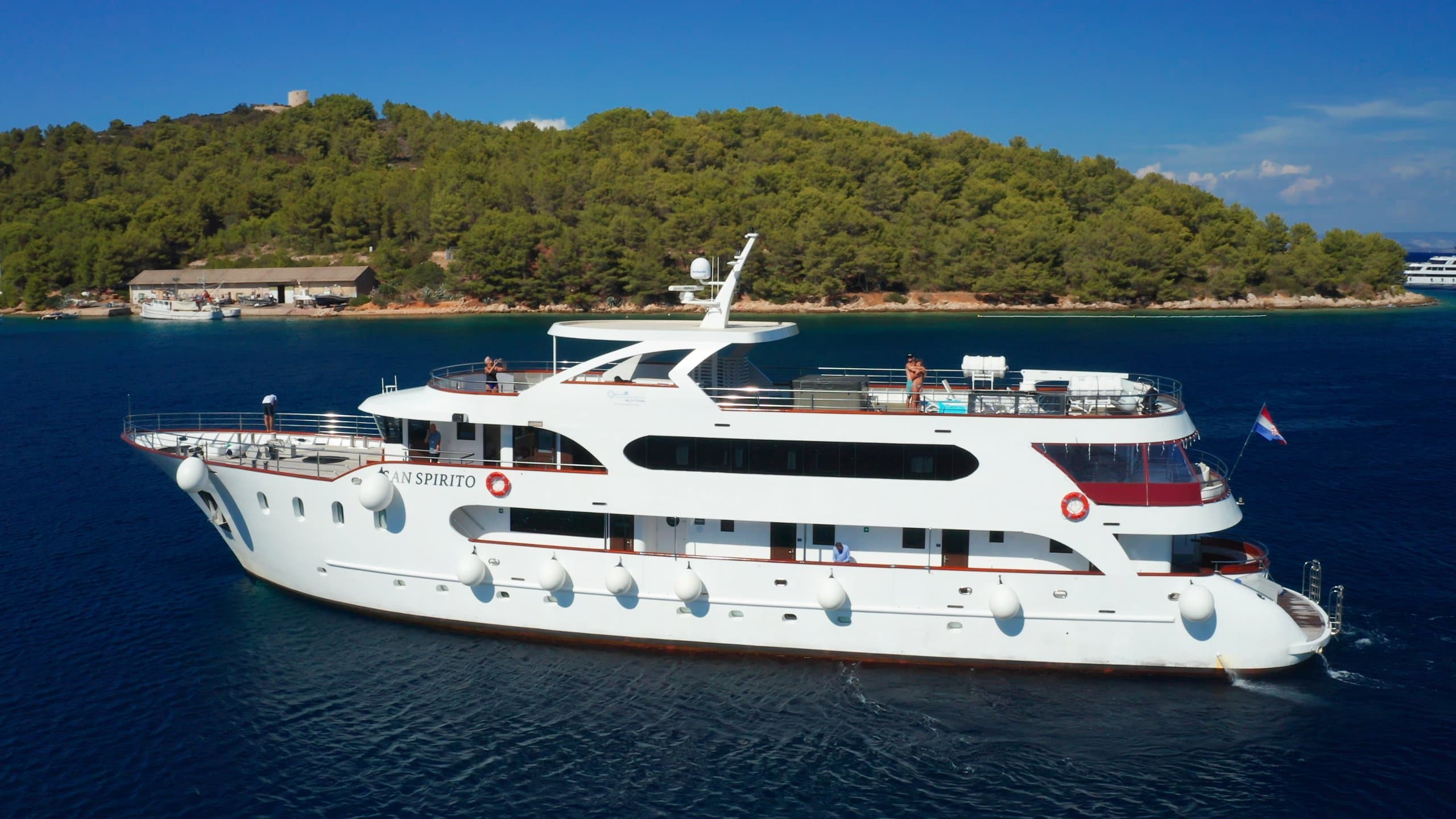 Motor yacht SAN SPIRITO 41.4m