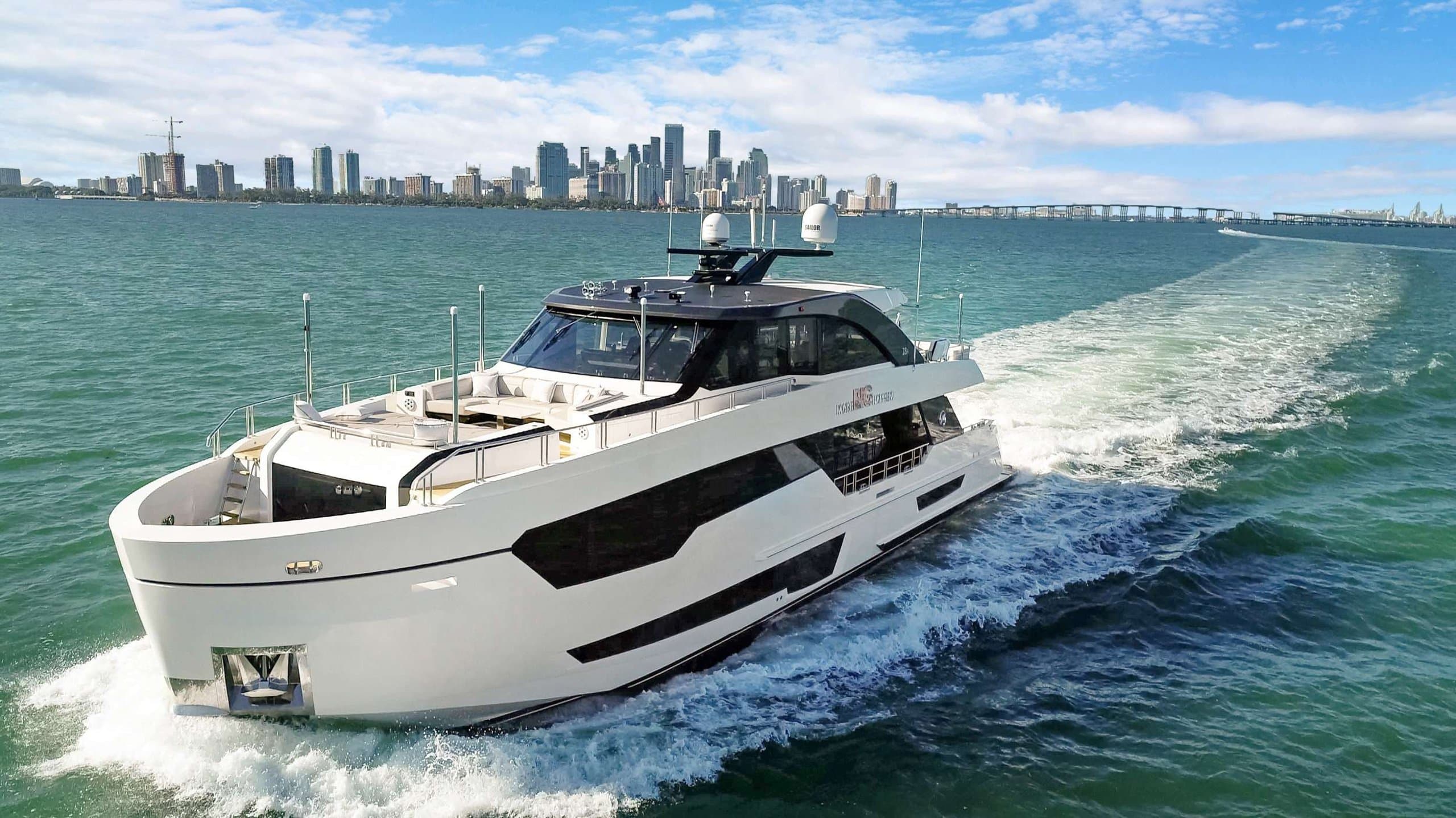 Motor Yacht MAKE BIG HAPPEN available for charter