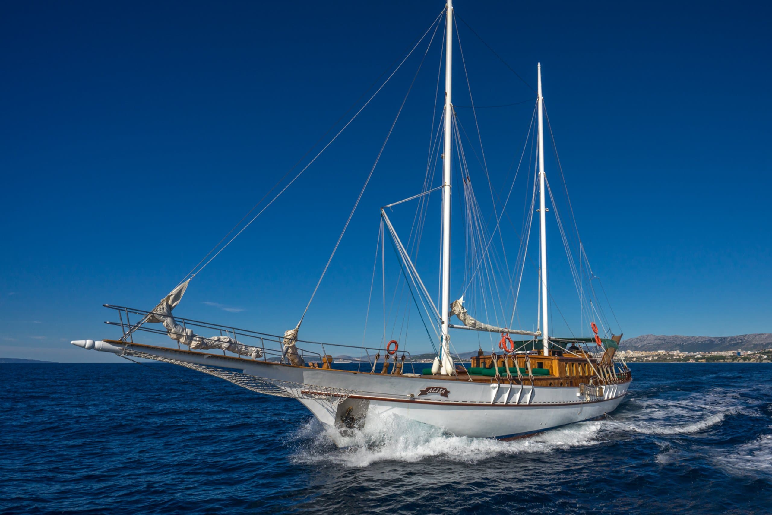 Motor yacht ALISA 30m