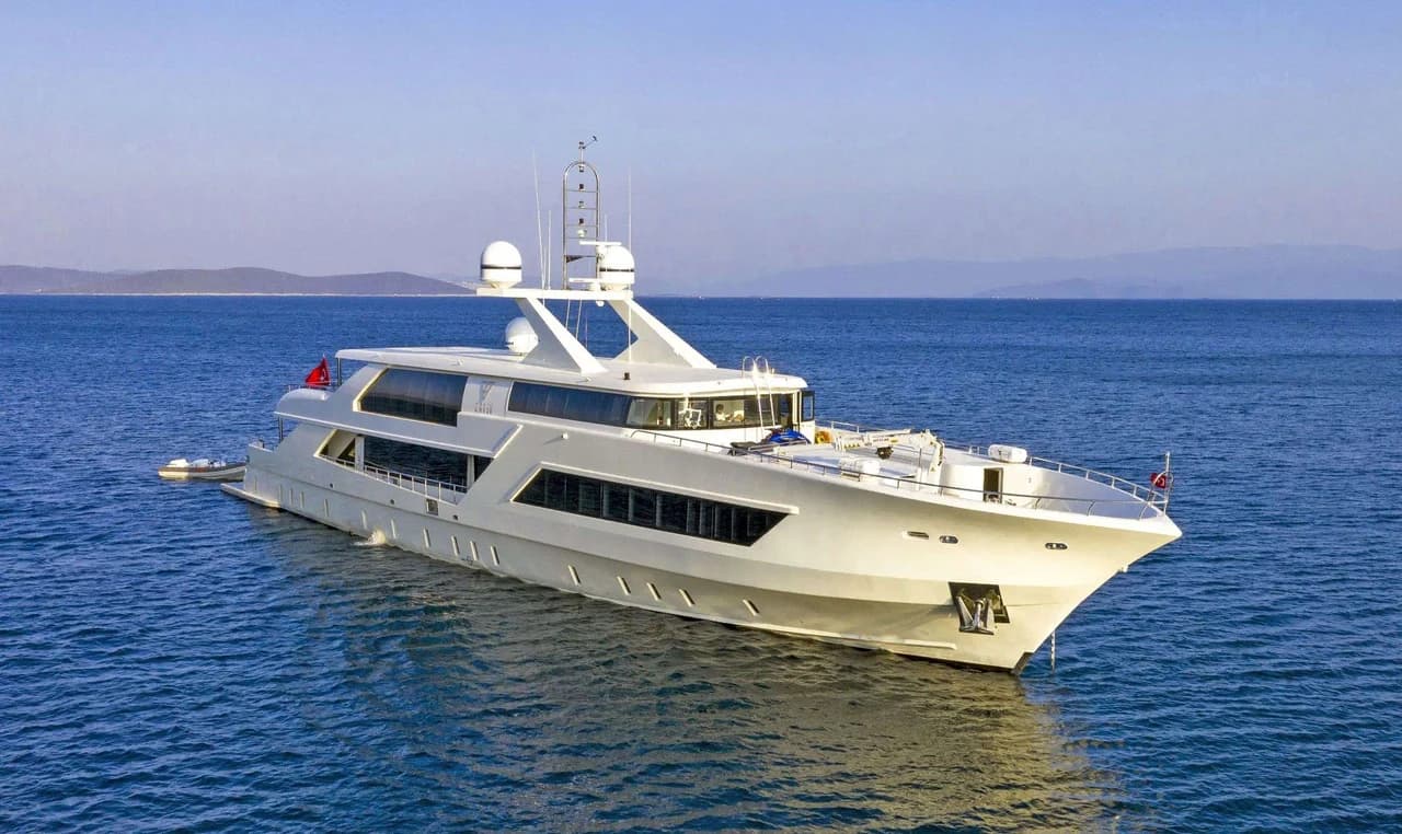 Yacht VETRO 48m by Lurssen