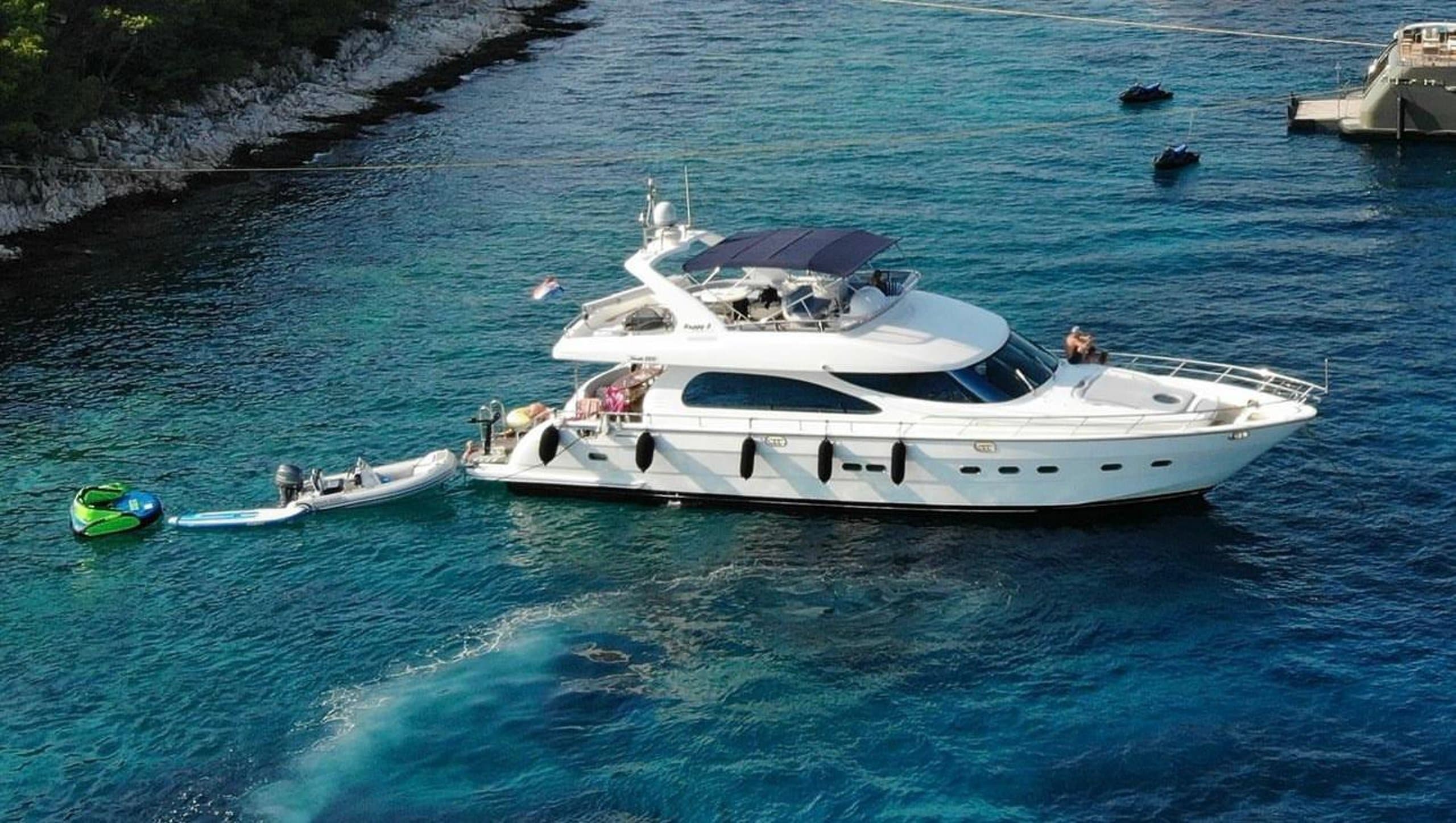 Motor yacht HAPPY 3 22.1m