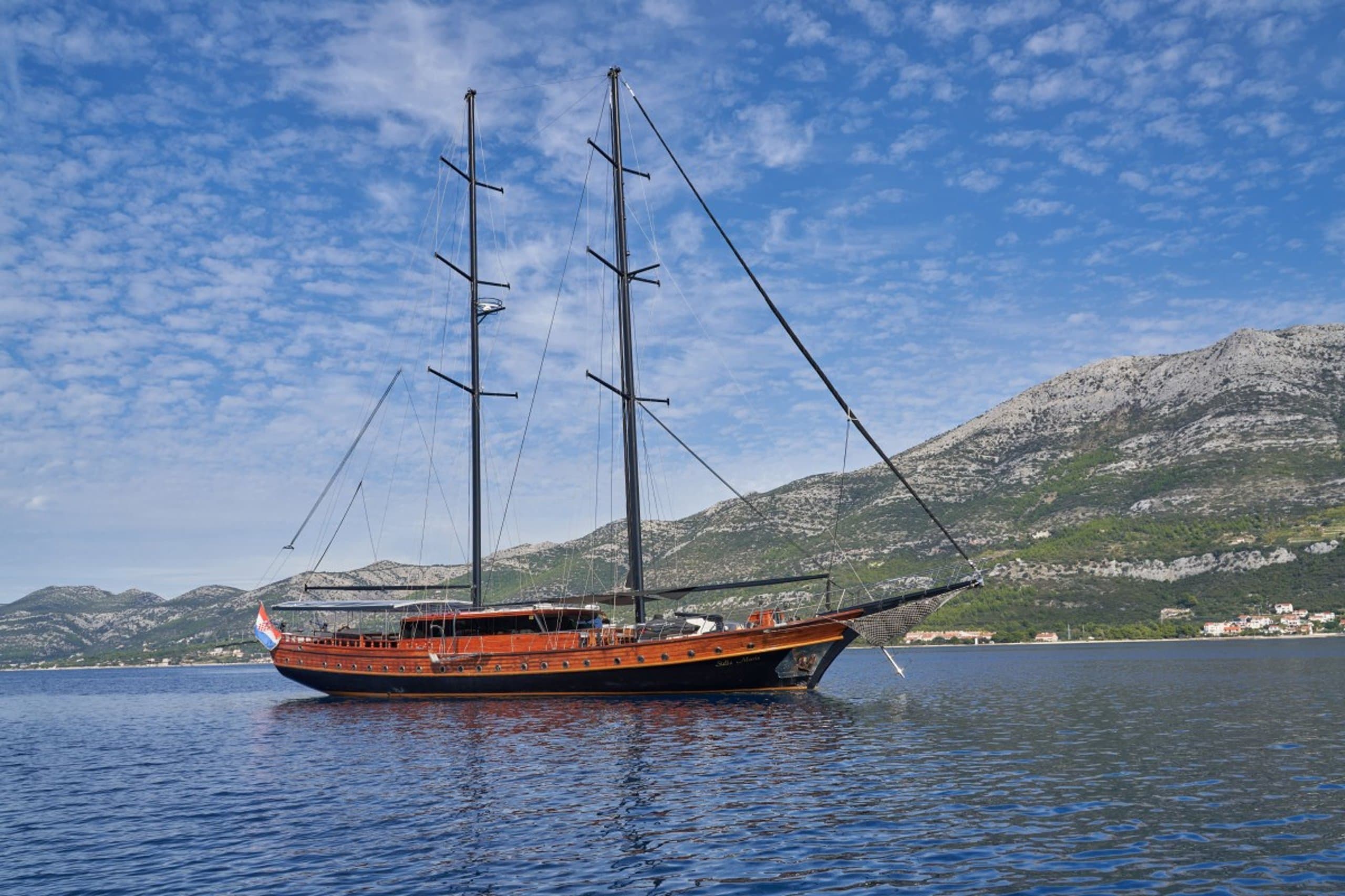 Motor yacht STELLA MARIS 45m
