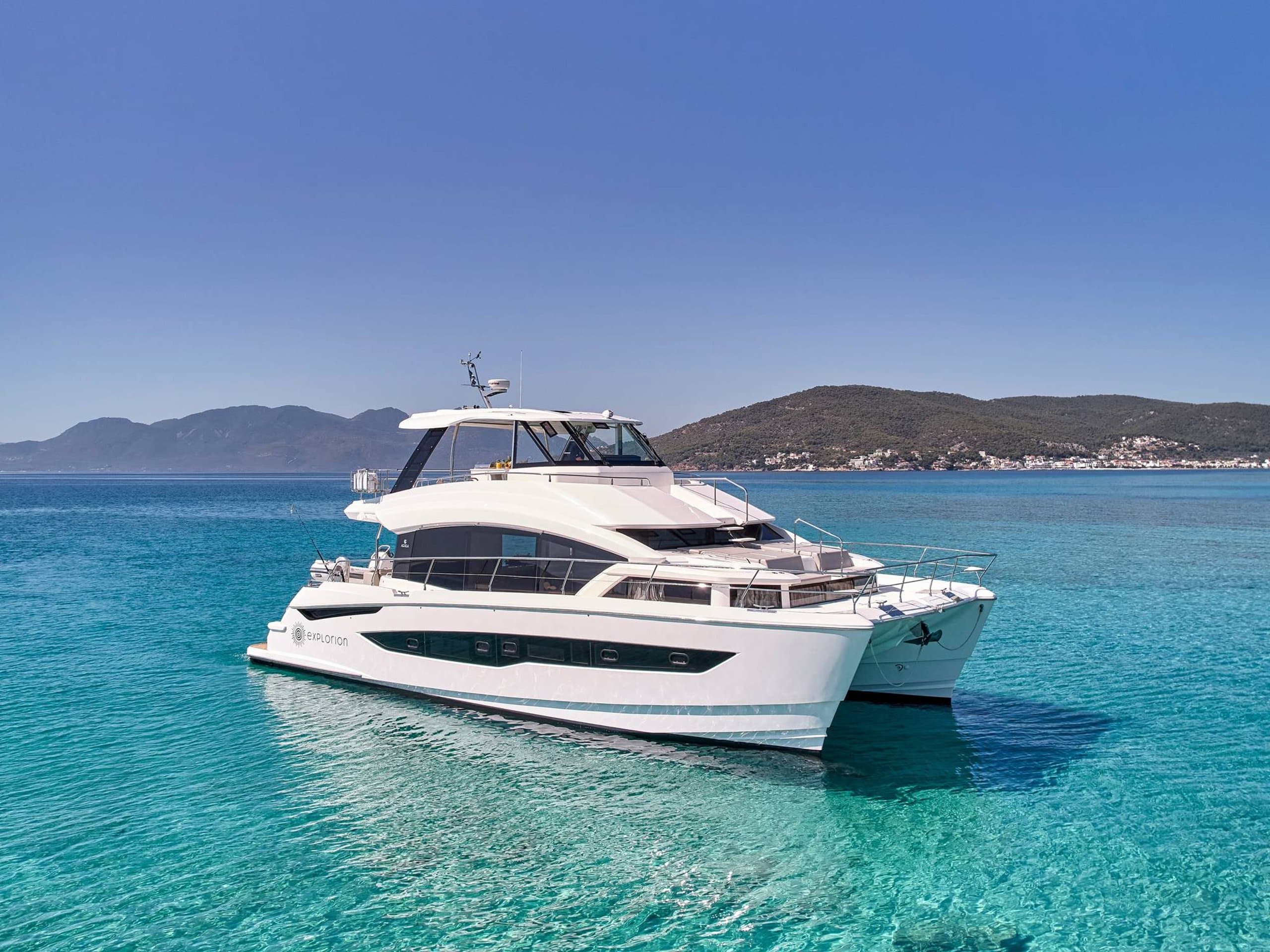 Motor Yacht EXPLORION available for charter