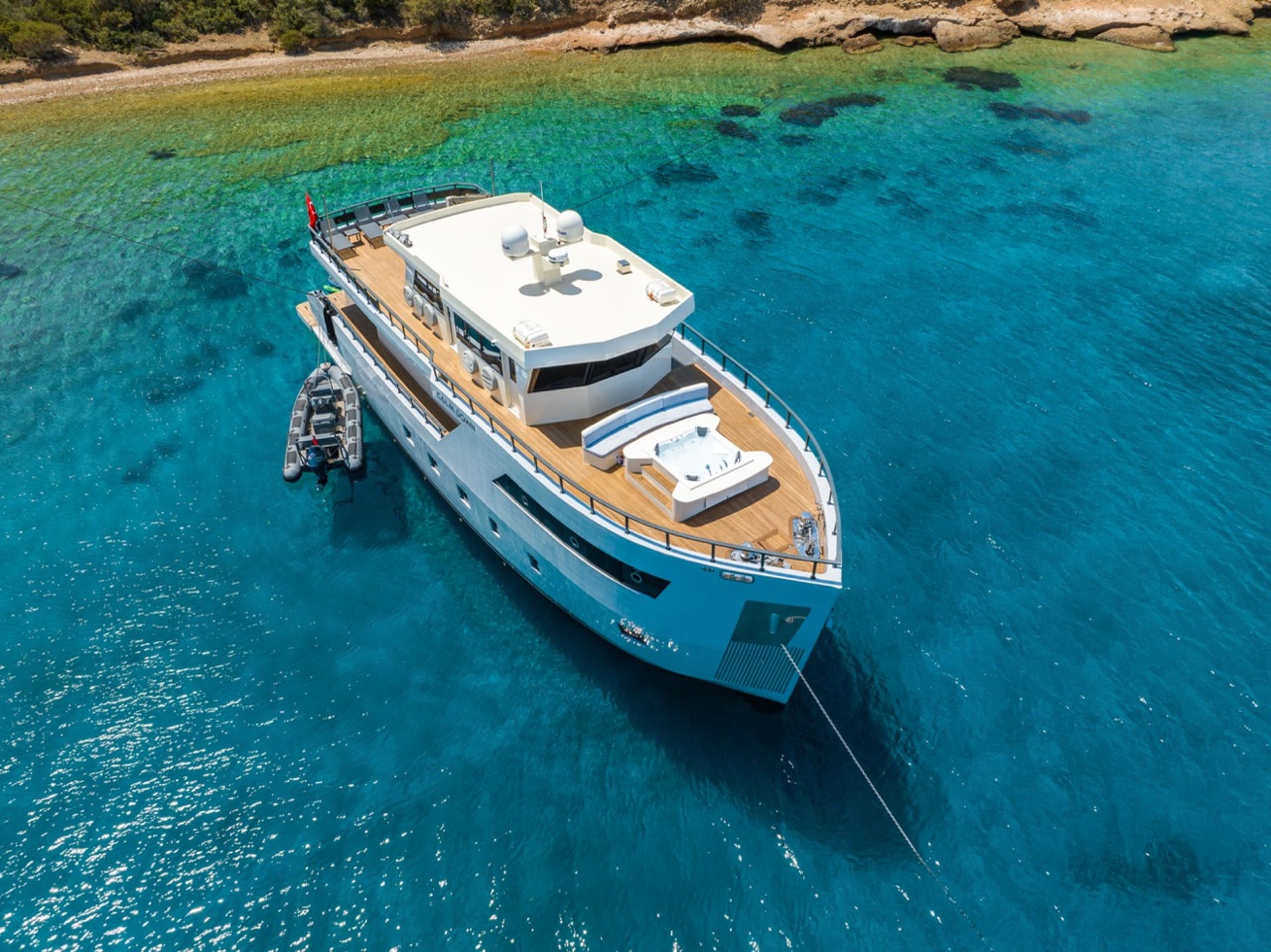 Motor yacht CALM DOWN 30m
