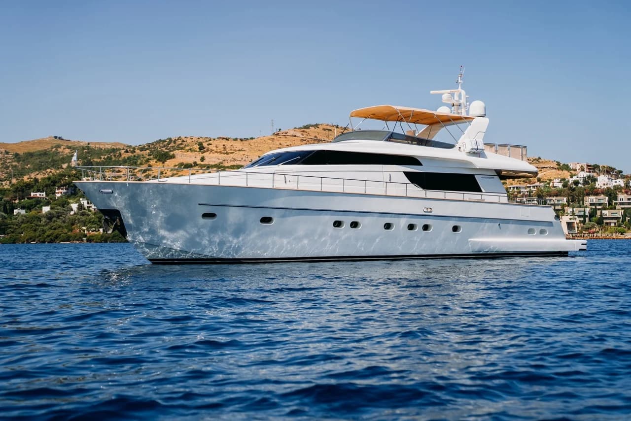 Yacht KUUM 22m by San Lorenzo