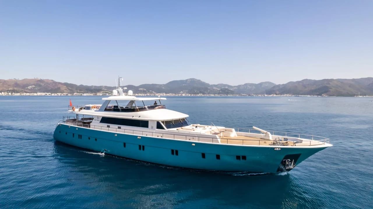 Motor yacht DEEP WATER 40m