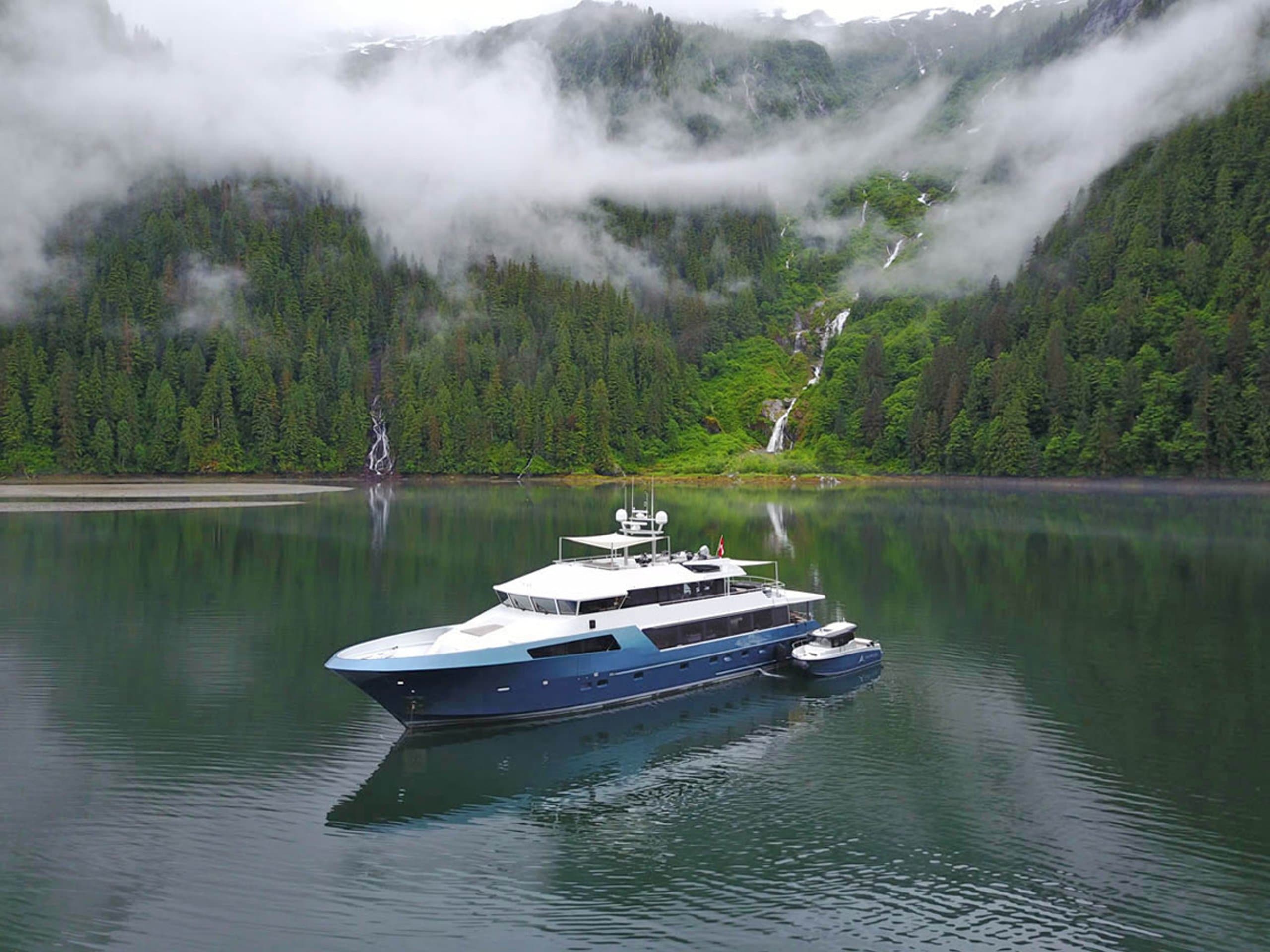 Motor yacht ASCENTE 34.1m