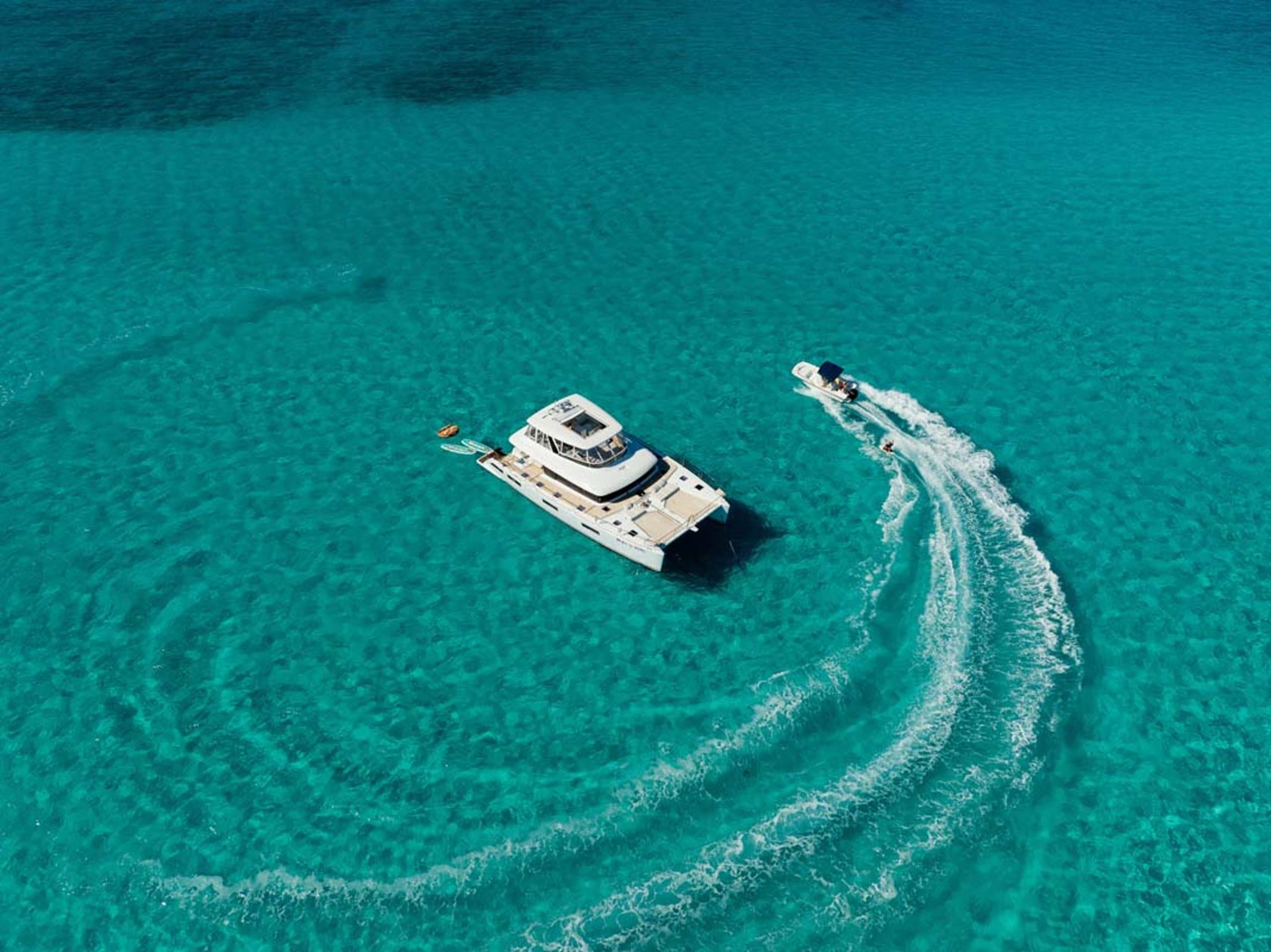 Motor yacht PLAYTIME 19.5m