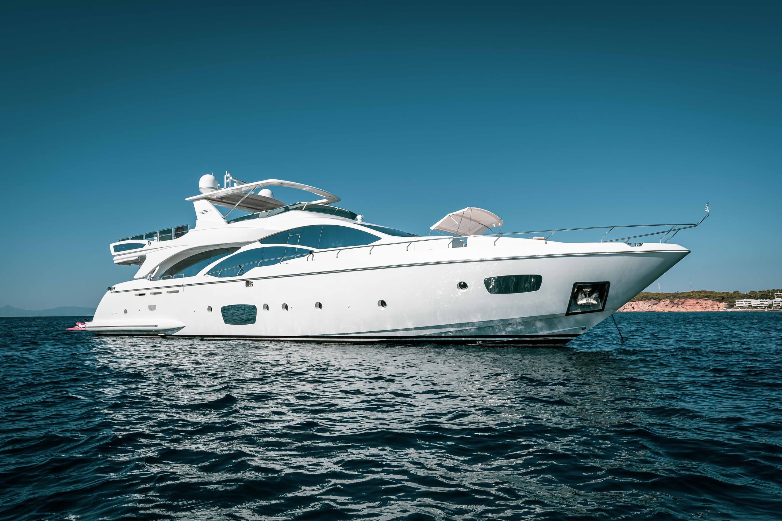 Motor yacht KOUKLES 29.9m