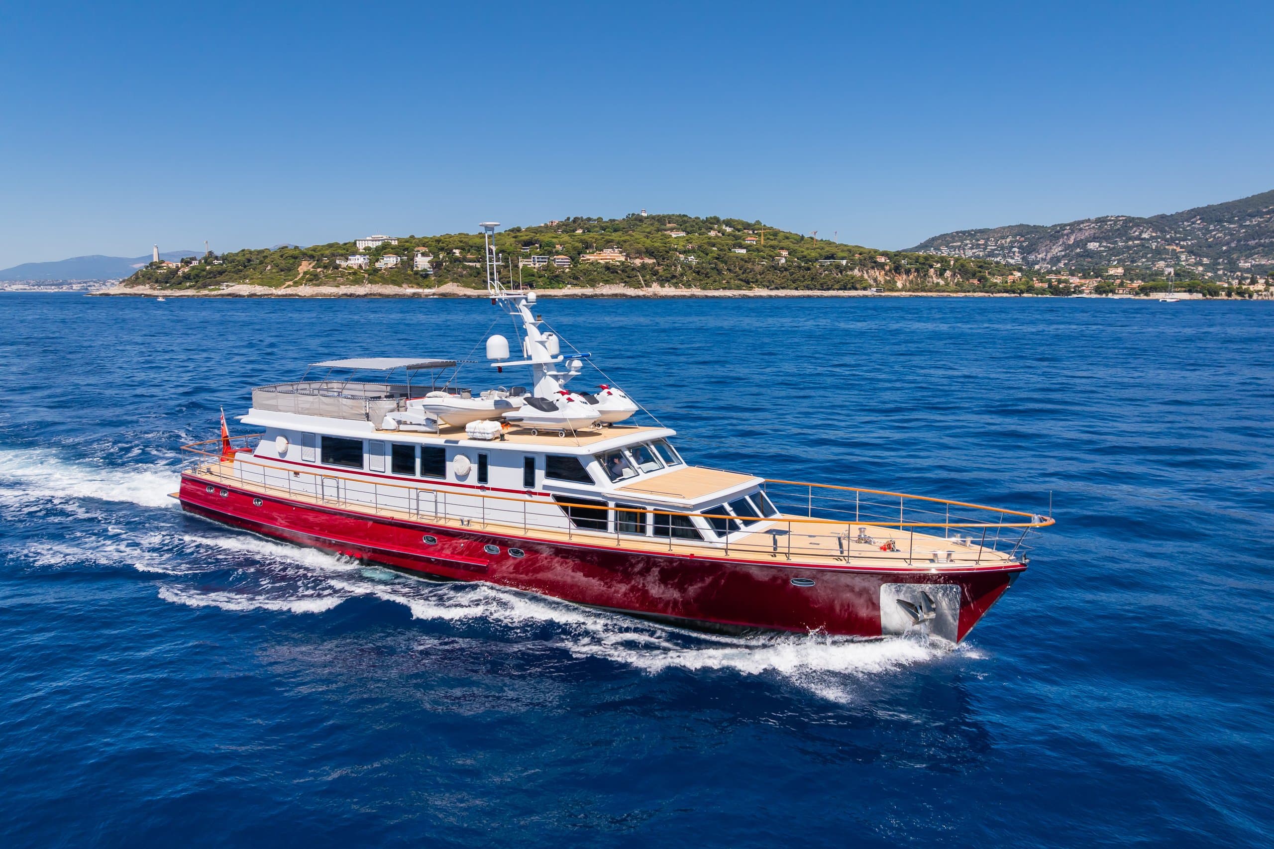 Motor yacht TEMPEST WS 32m
