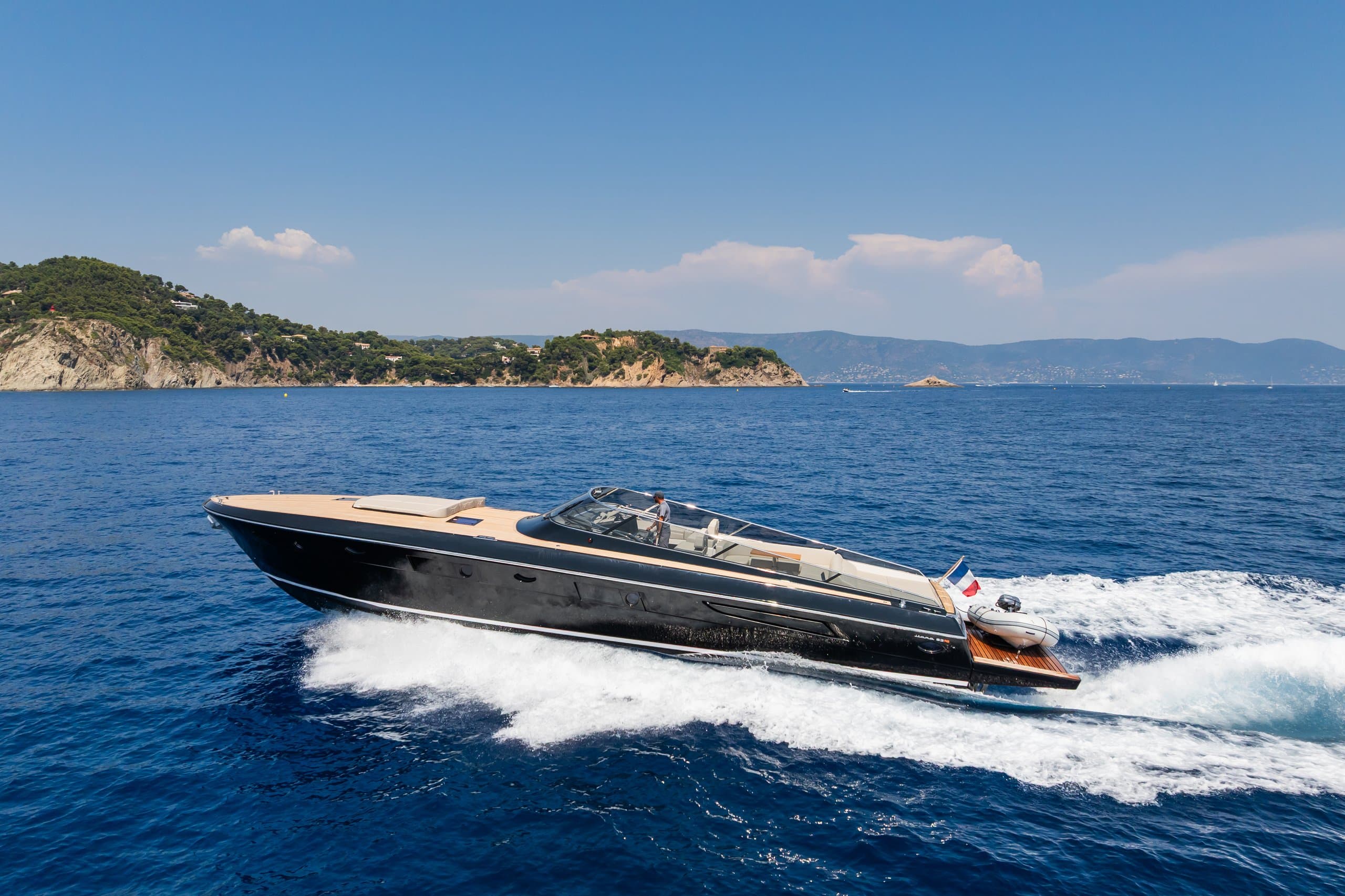 Motor yacht AMATERASU 19.03m by Itama