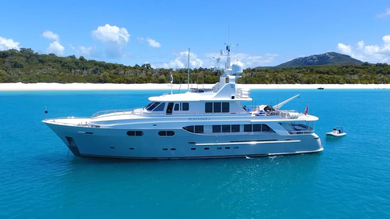 Yacht PLEIADES II 33m by Kingship