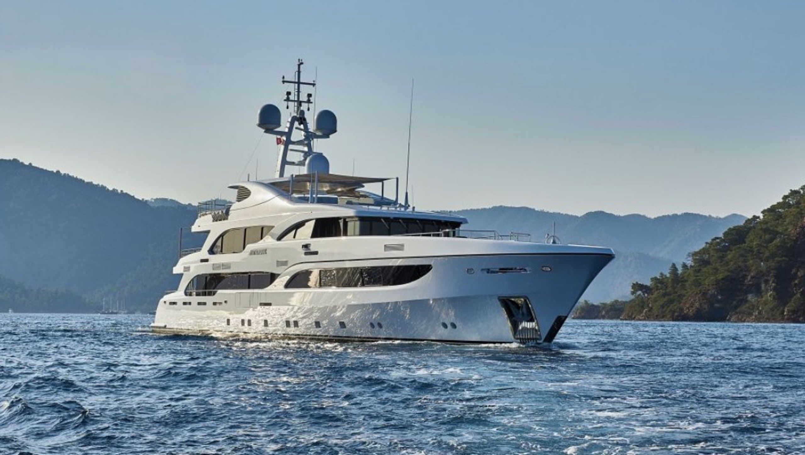Motor yacht IMMERSIVE 55.42m