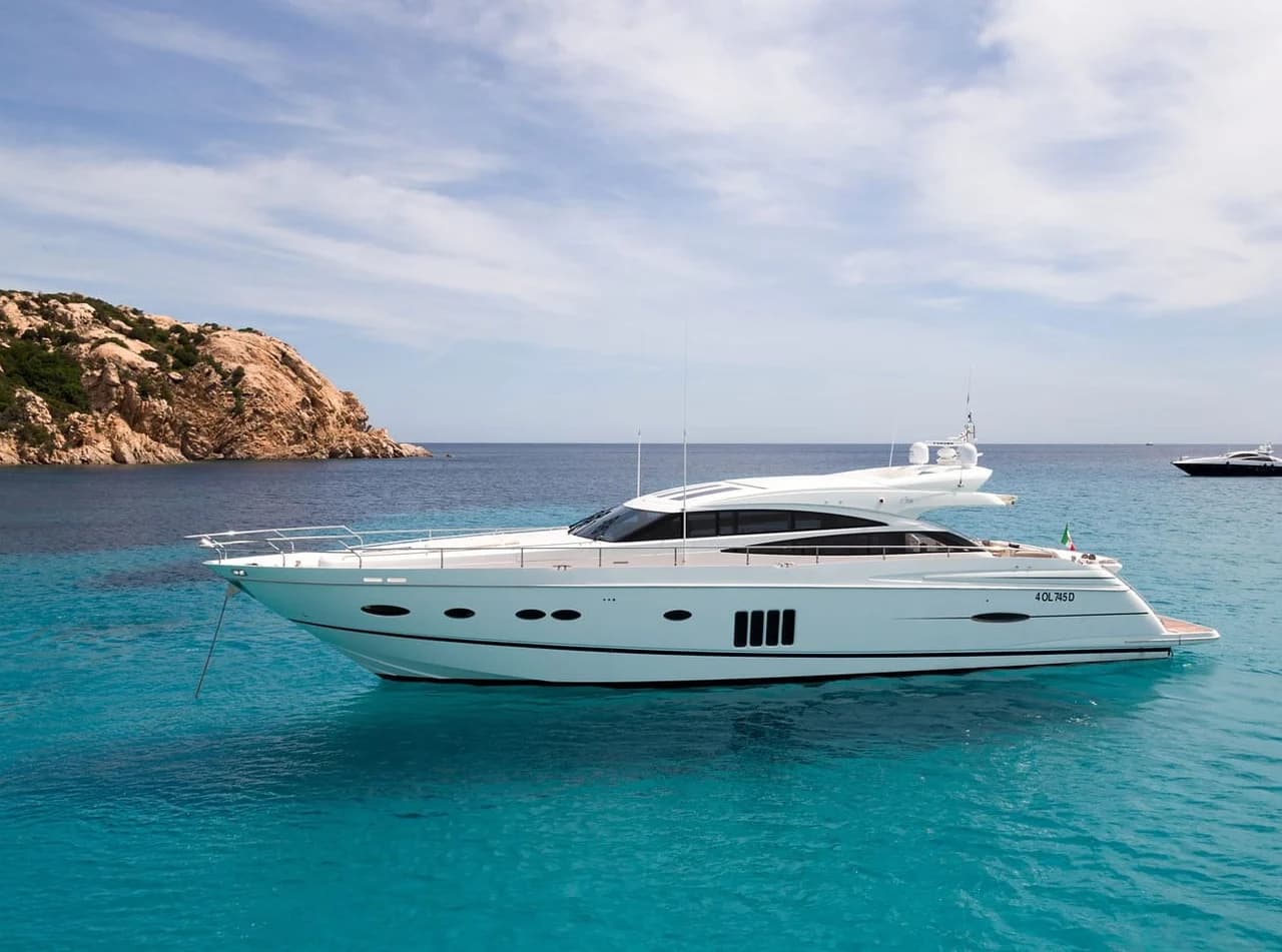 Yacht ARAMIS 23.83m by Princess Yachts