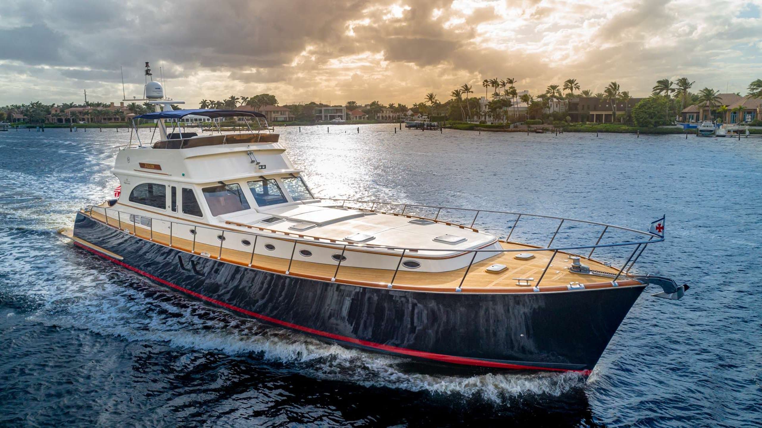 Motor yacht FALCON 21.95m