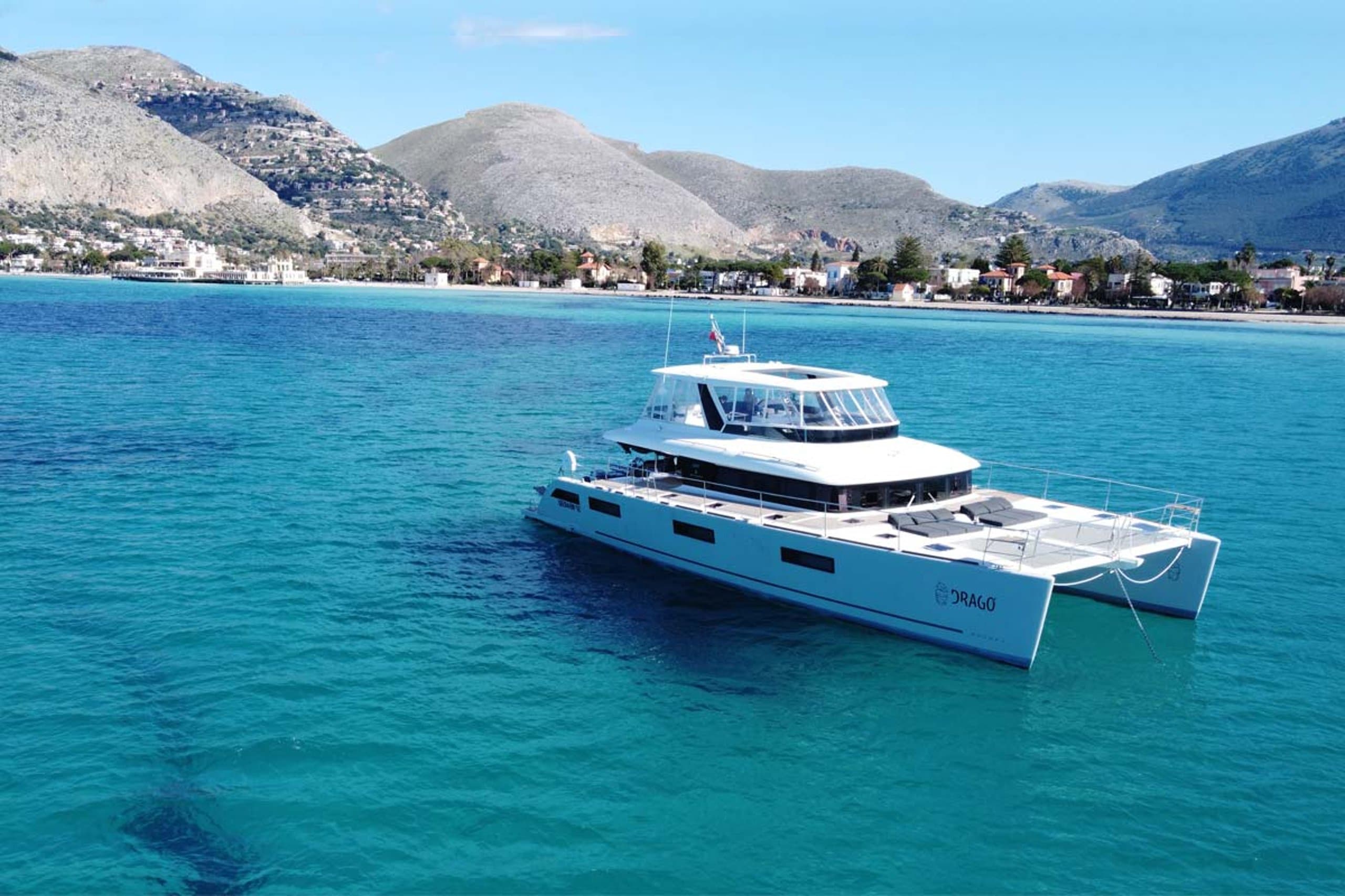Motor yacht DRAGO 19.5m