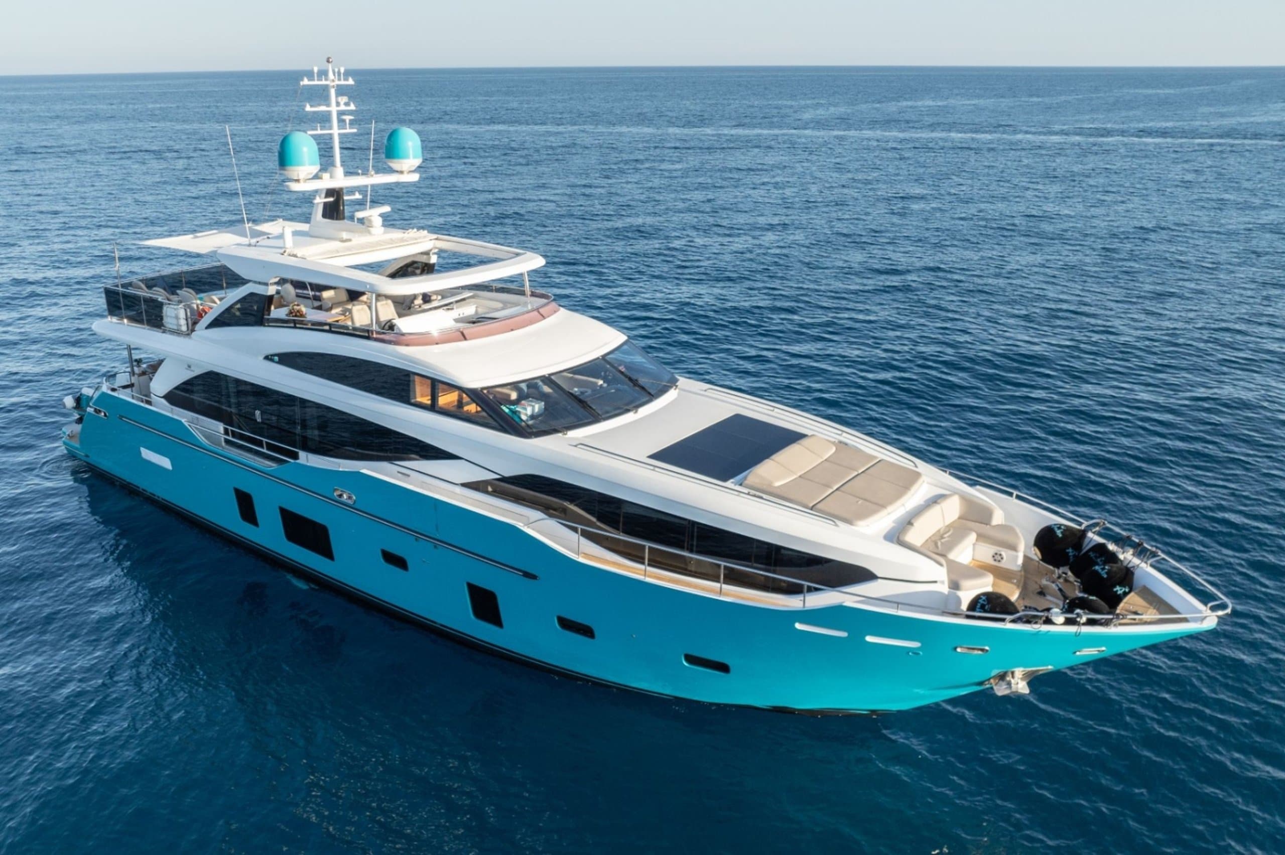 Motor yacht ANKA 30.45m