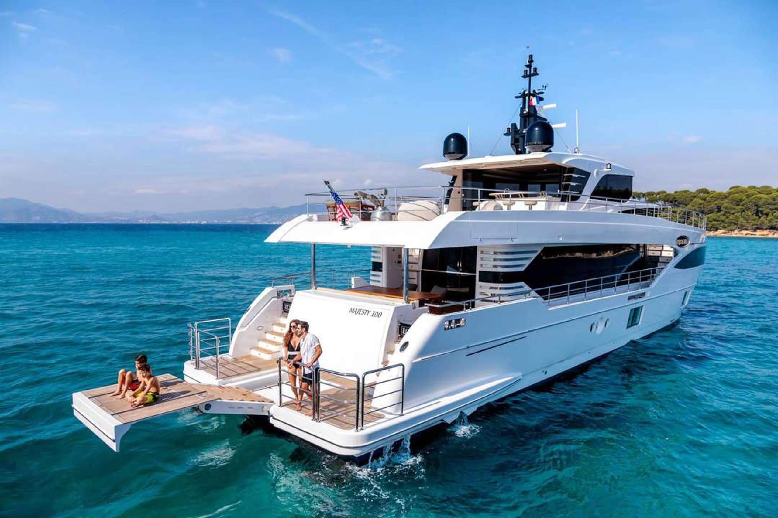 Motor Yacht LEGACY available for charter