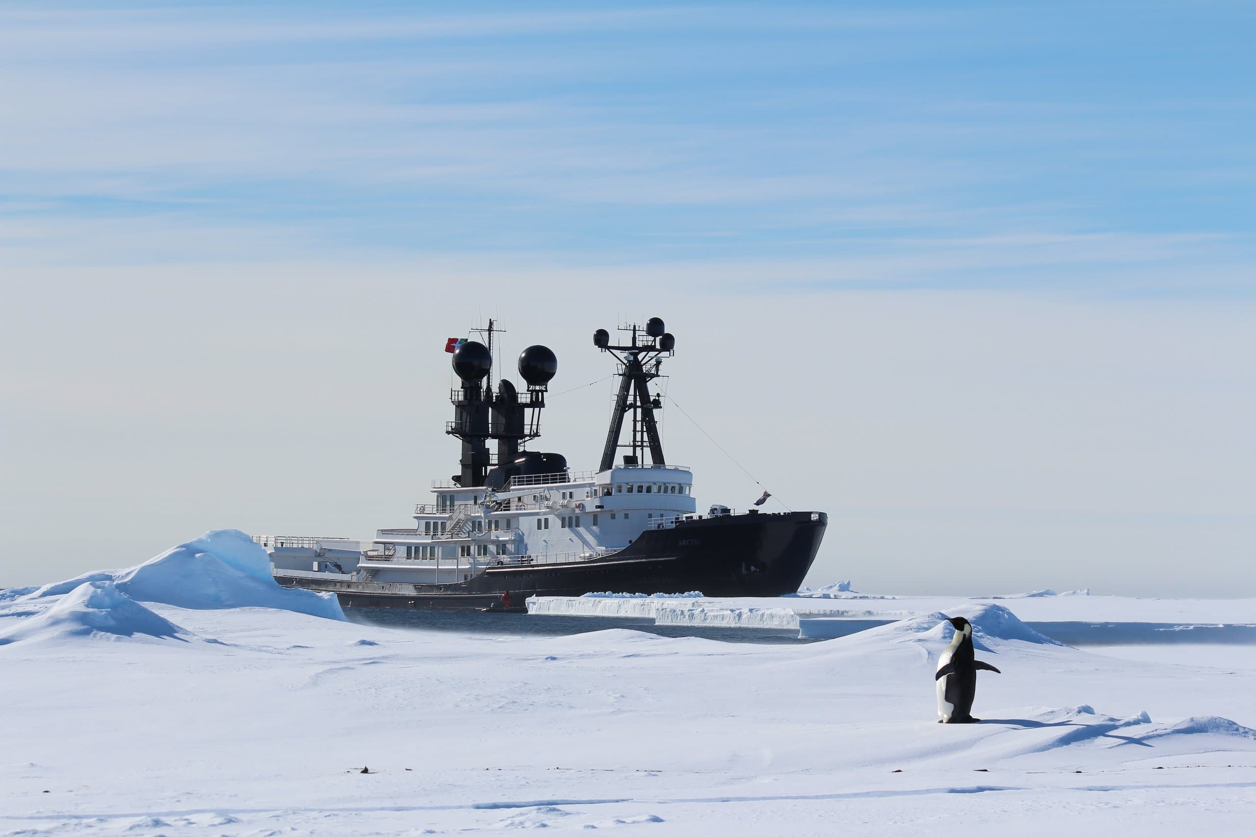 Motor yacht ARCTIC 87.58m