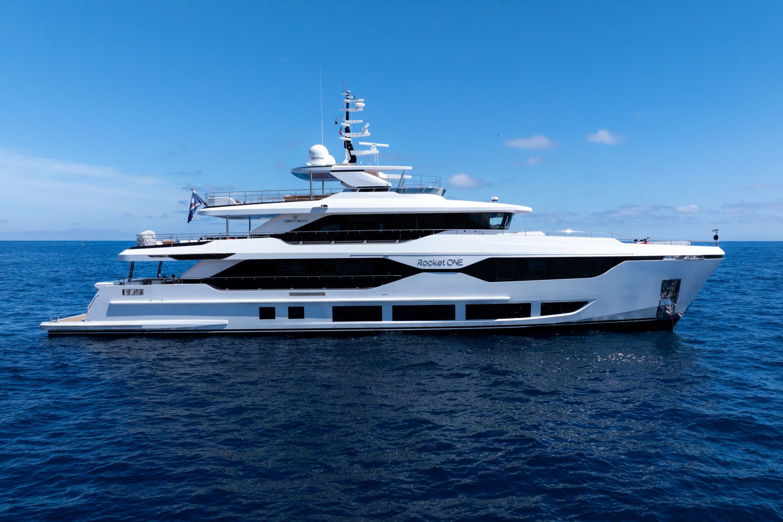 Motor Yacht ROCKET ONE available for charter
