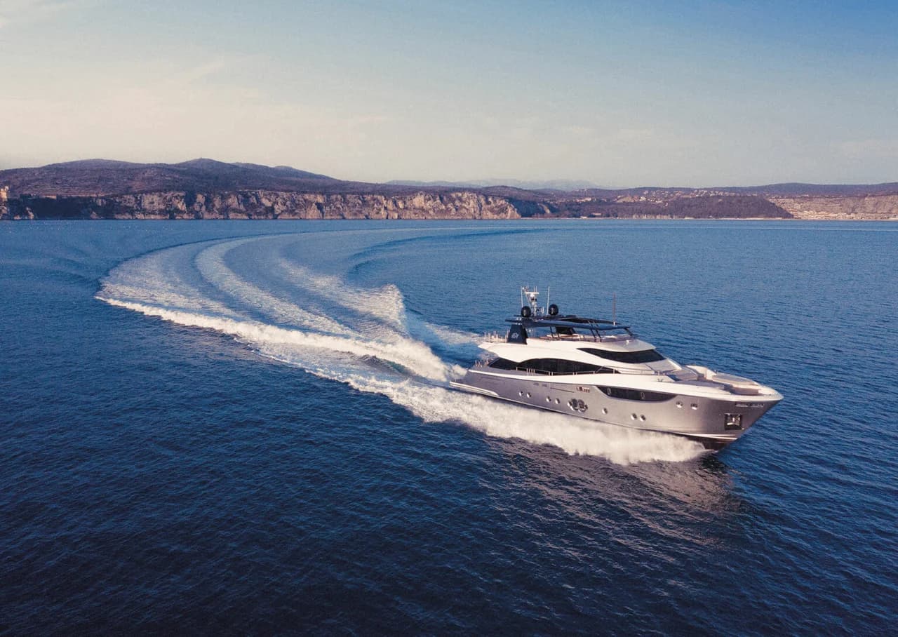 Yacht SIRENUSE 32.2m by Monte Carlo