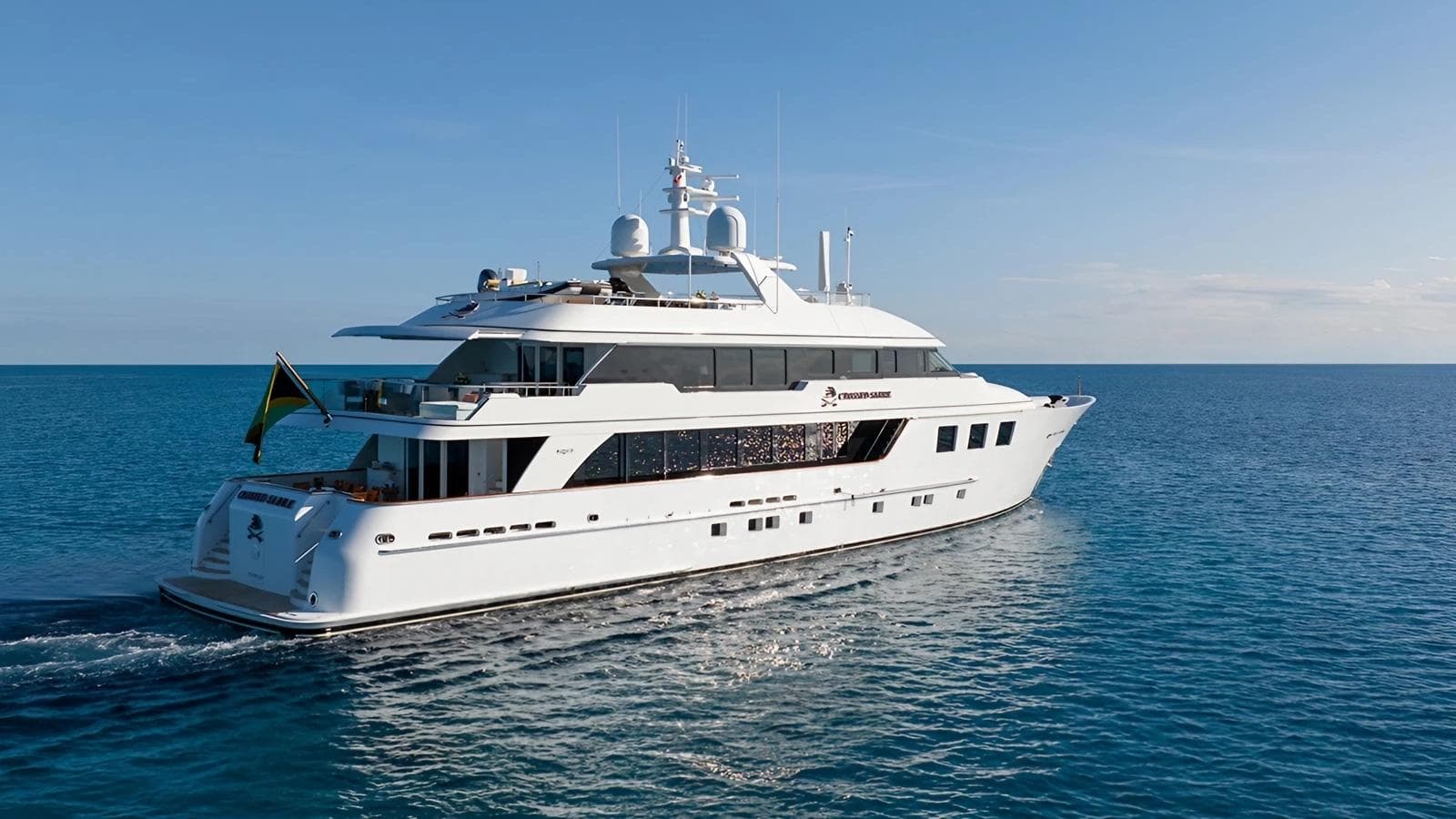 Motor yacht CROSSED SABRE 43.89m