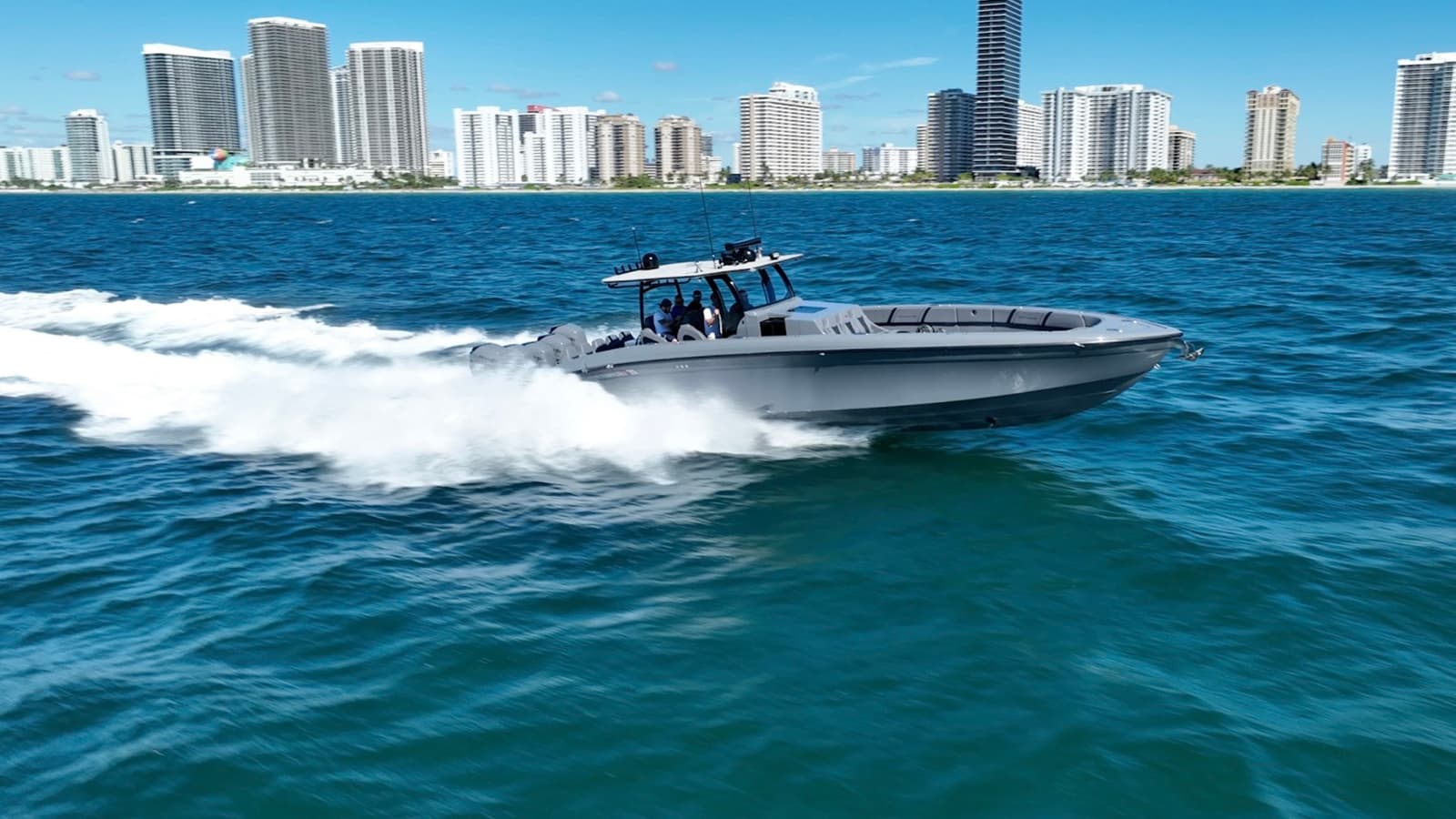 Motor yacht DUCHESS 13.1m