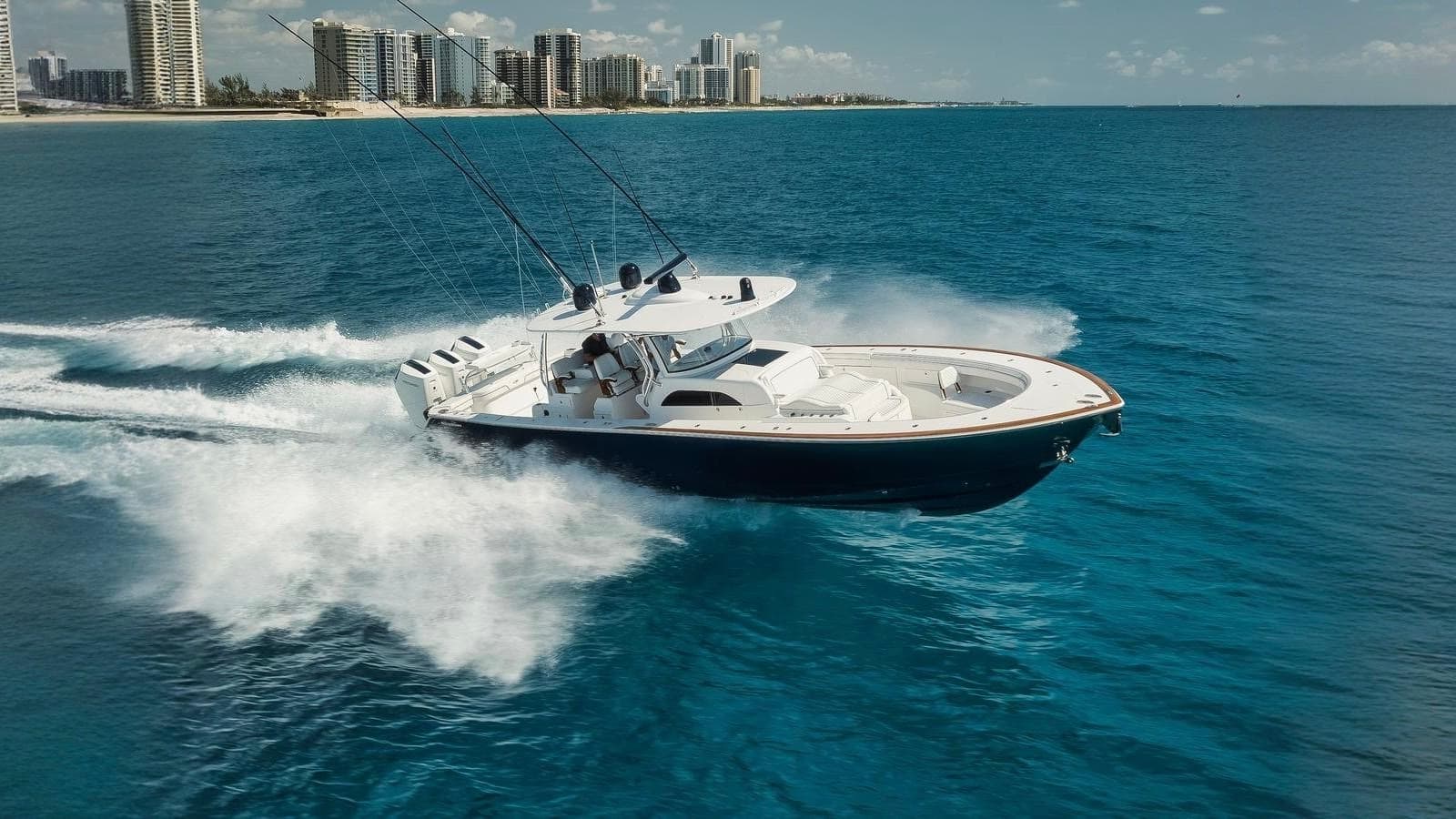 Motor yacht BULLDAWG 14.02m