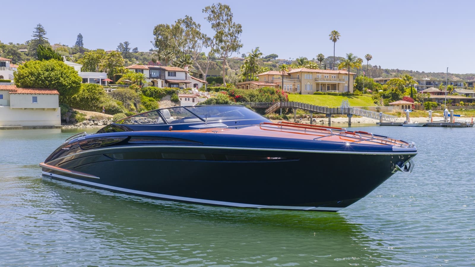 Motor yacht THE DON 13.41m