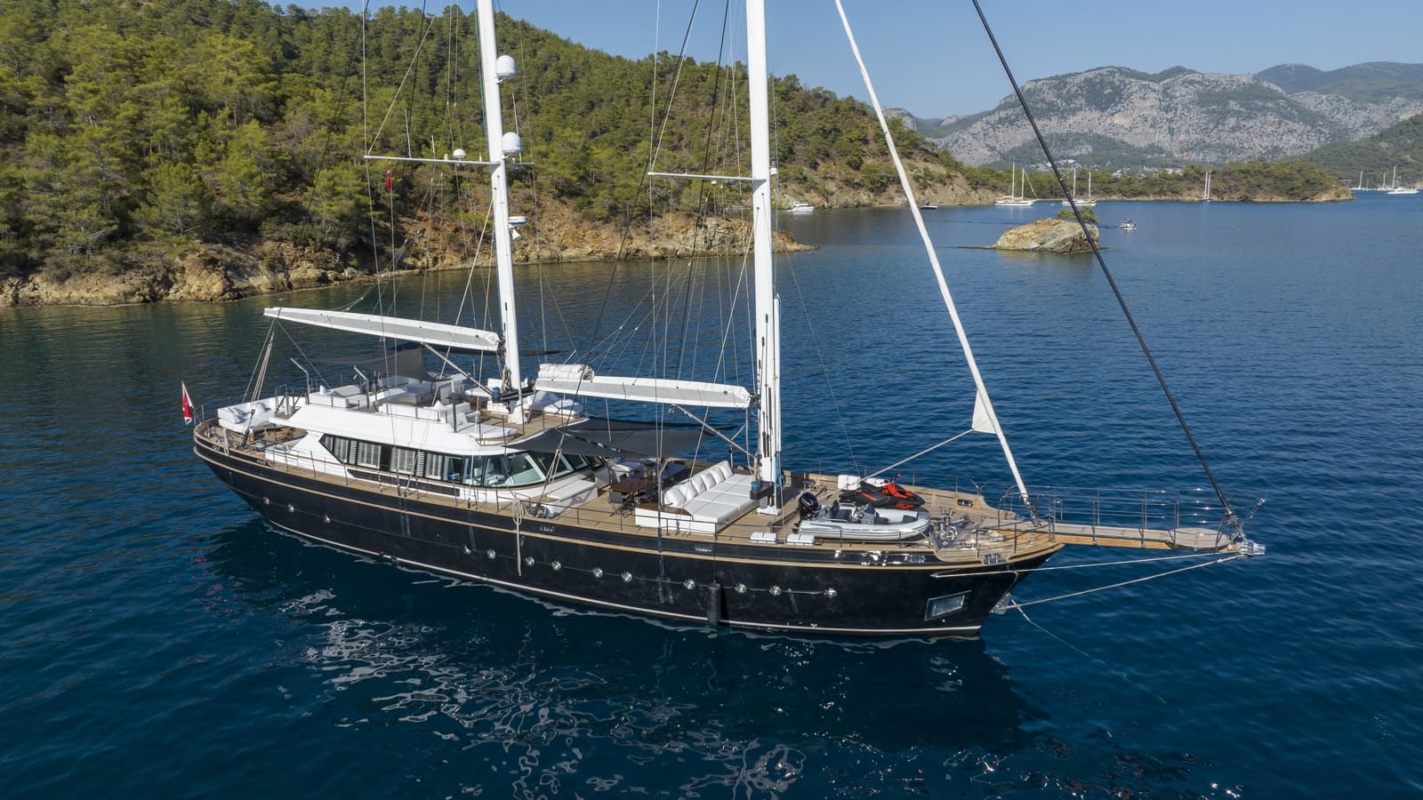 Motor yacht ATLANTIKA 40m