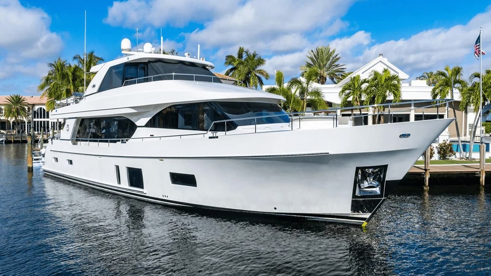 Yacht BELLA LISA available for sale