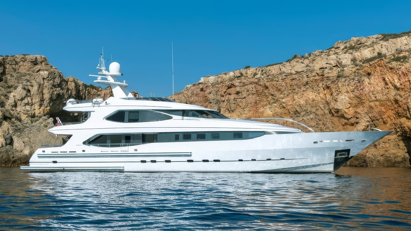 IRAVATI — yacht charter in Hydra