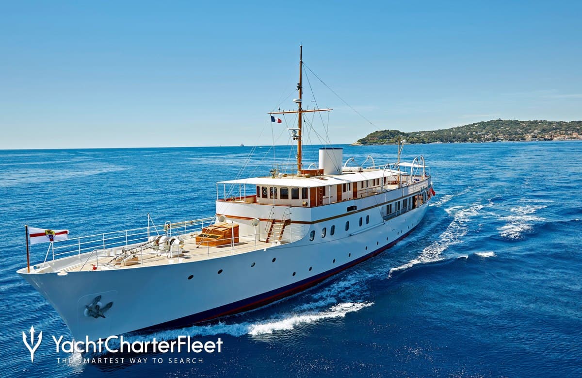 Motor yacht MALAHNE 50m by Camper & Nicholsons