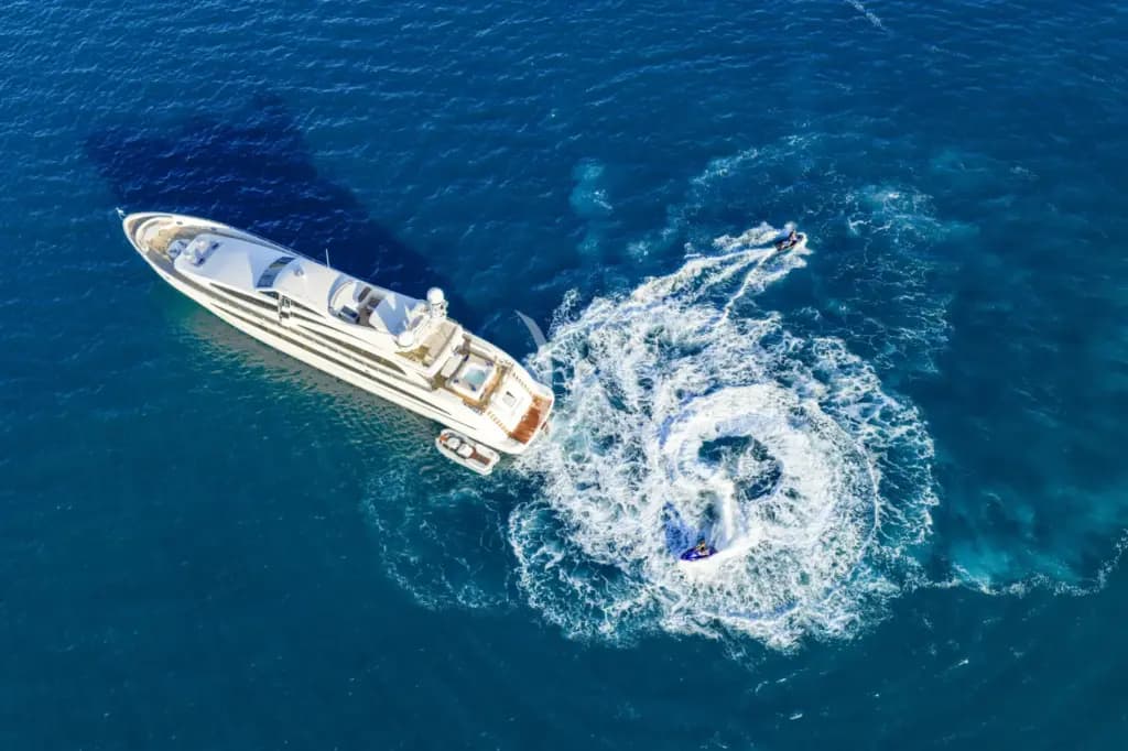 Motor yacht LIBERDADE 42m