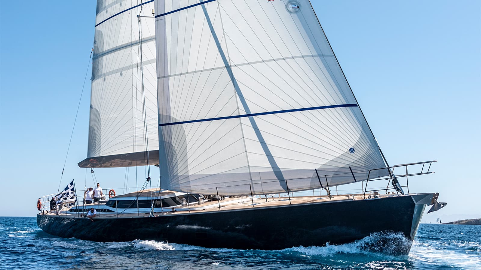 Motor yacht BLACK LION 30.65m