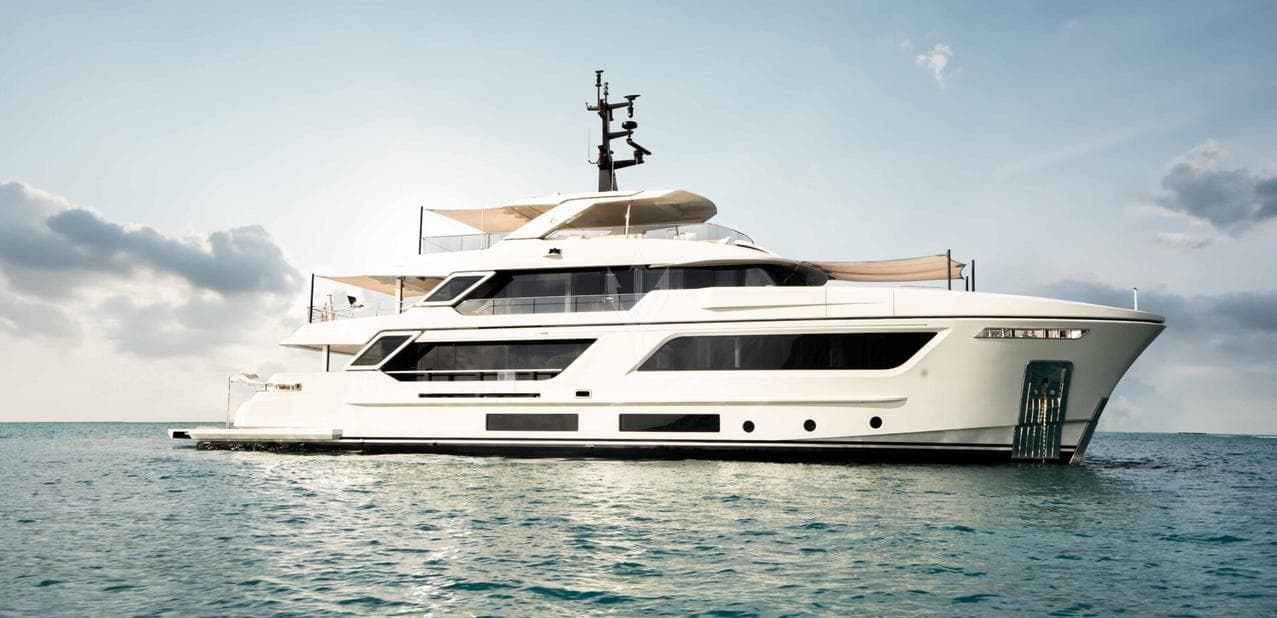 Motor yacht Stellamar 35m
