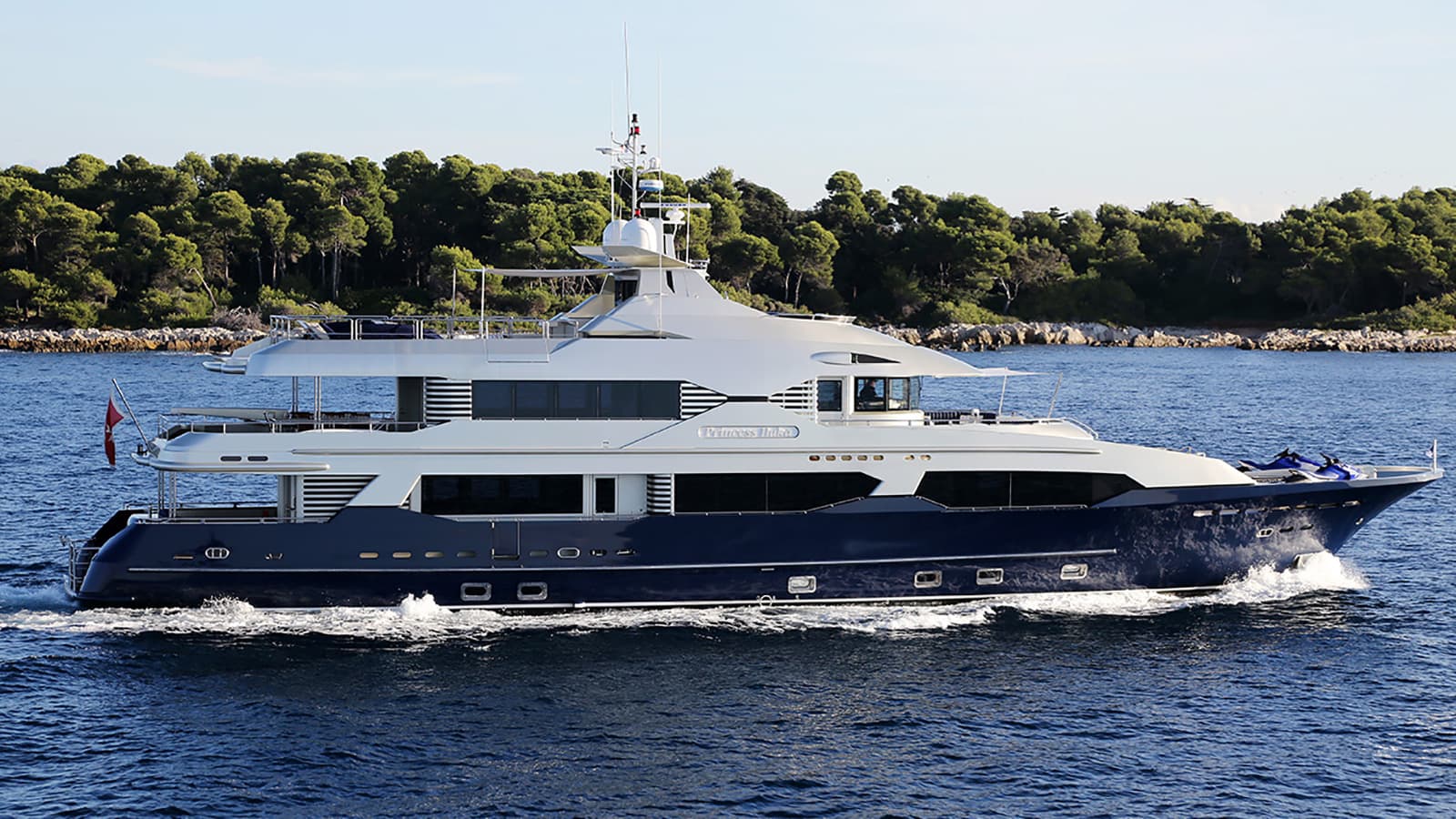 Yacht PRINCESS ILUKA 34.5m by Ray Kemp
