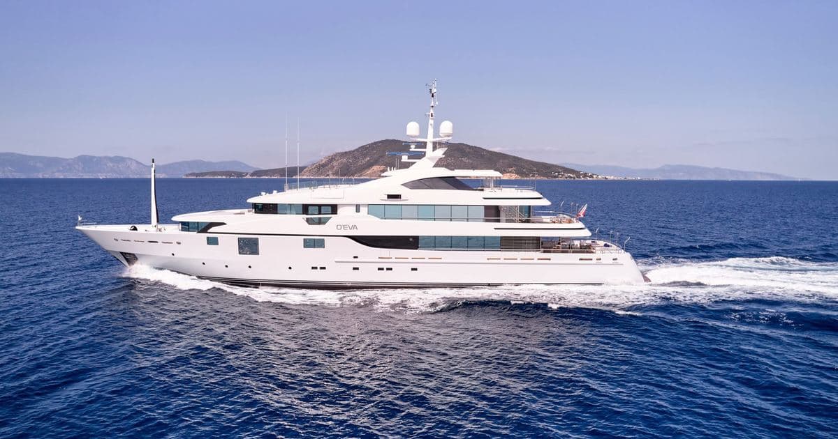 Motor yacht O'EVA 60m