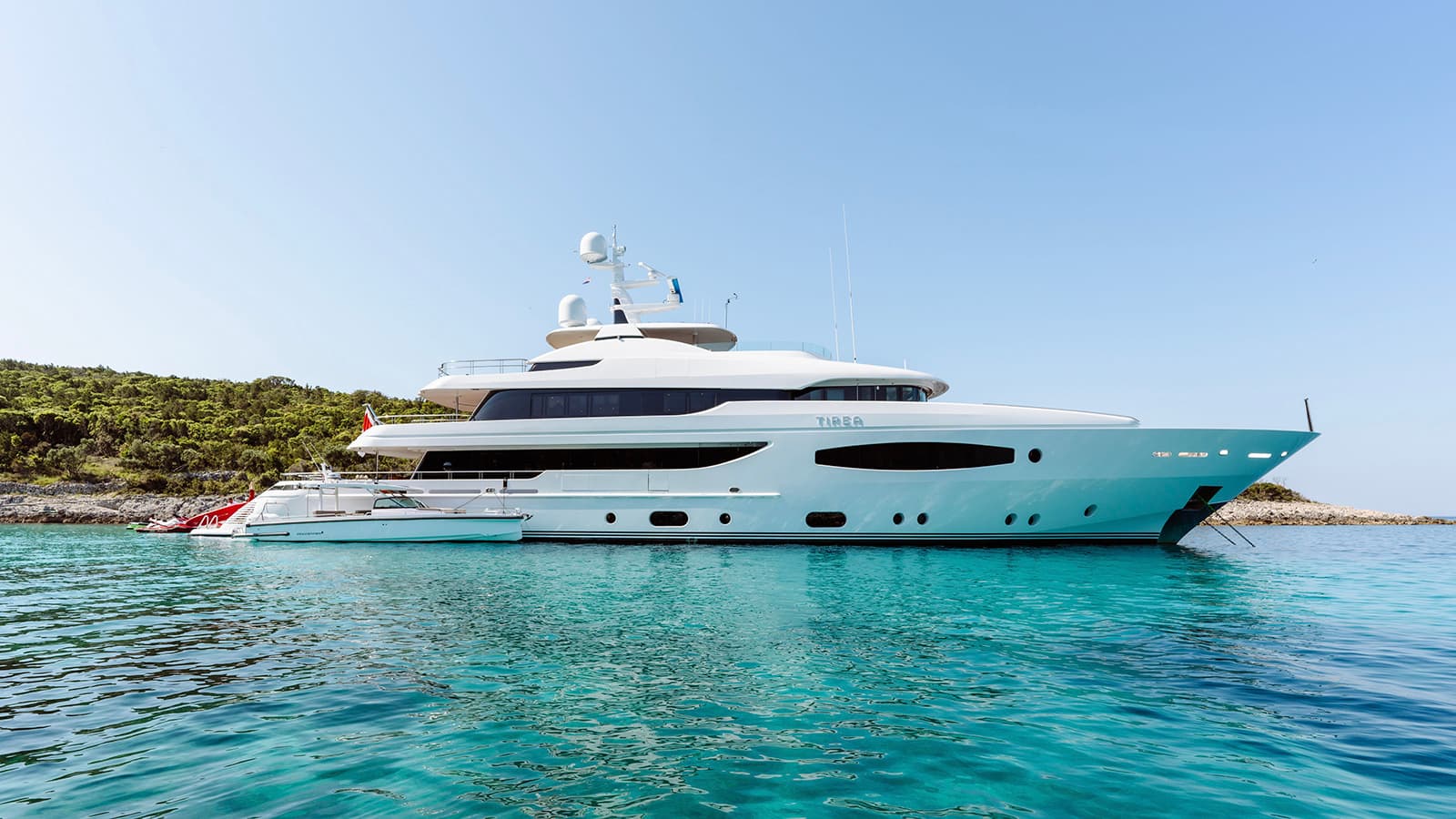 Motor yacht TIREA 49.35m