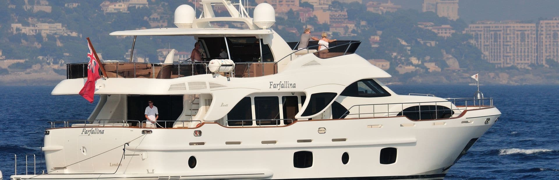 Motor yacht LEGEND 37m
