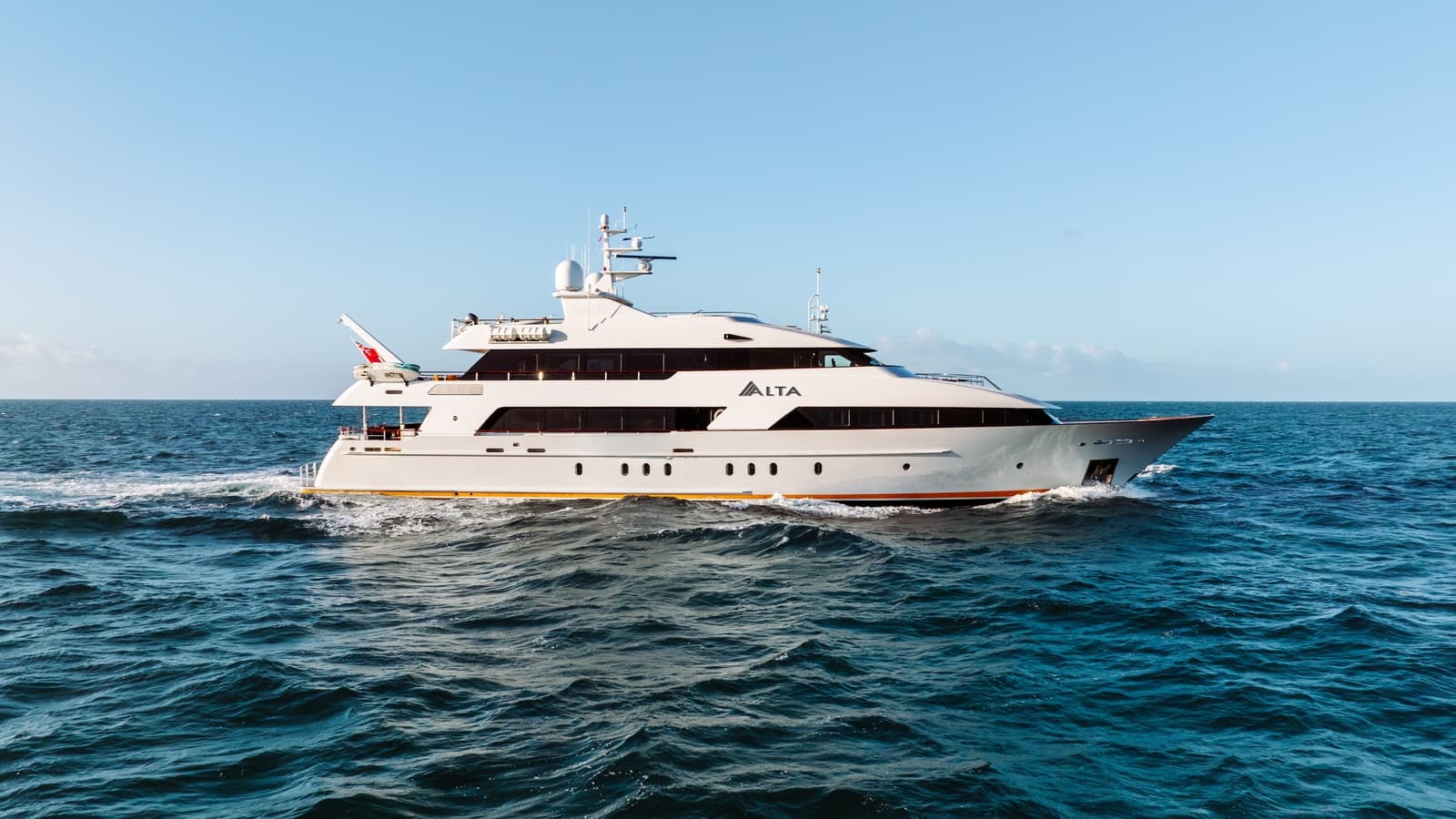 Yacht ALTA 43.89m by Palmer Johnson