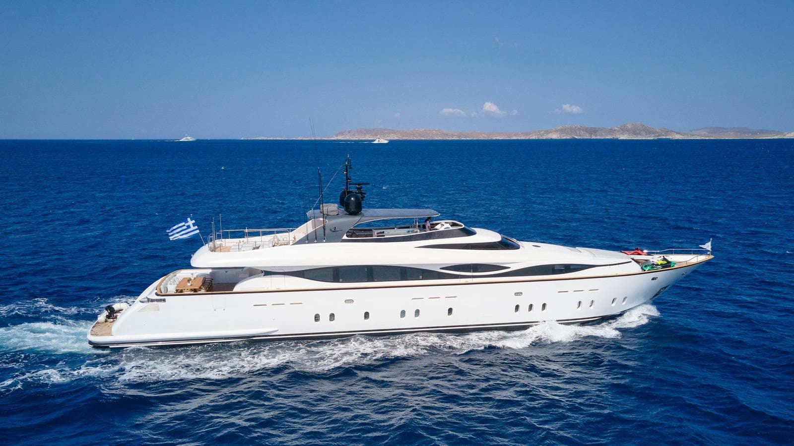 Motor yacht WHITE KNIGHT 40m