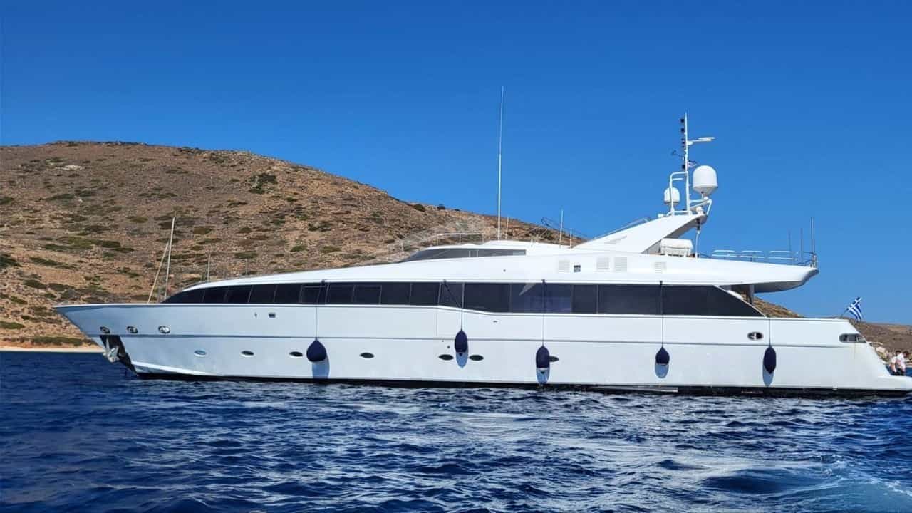 Motor yacht BROOKLYN 37m