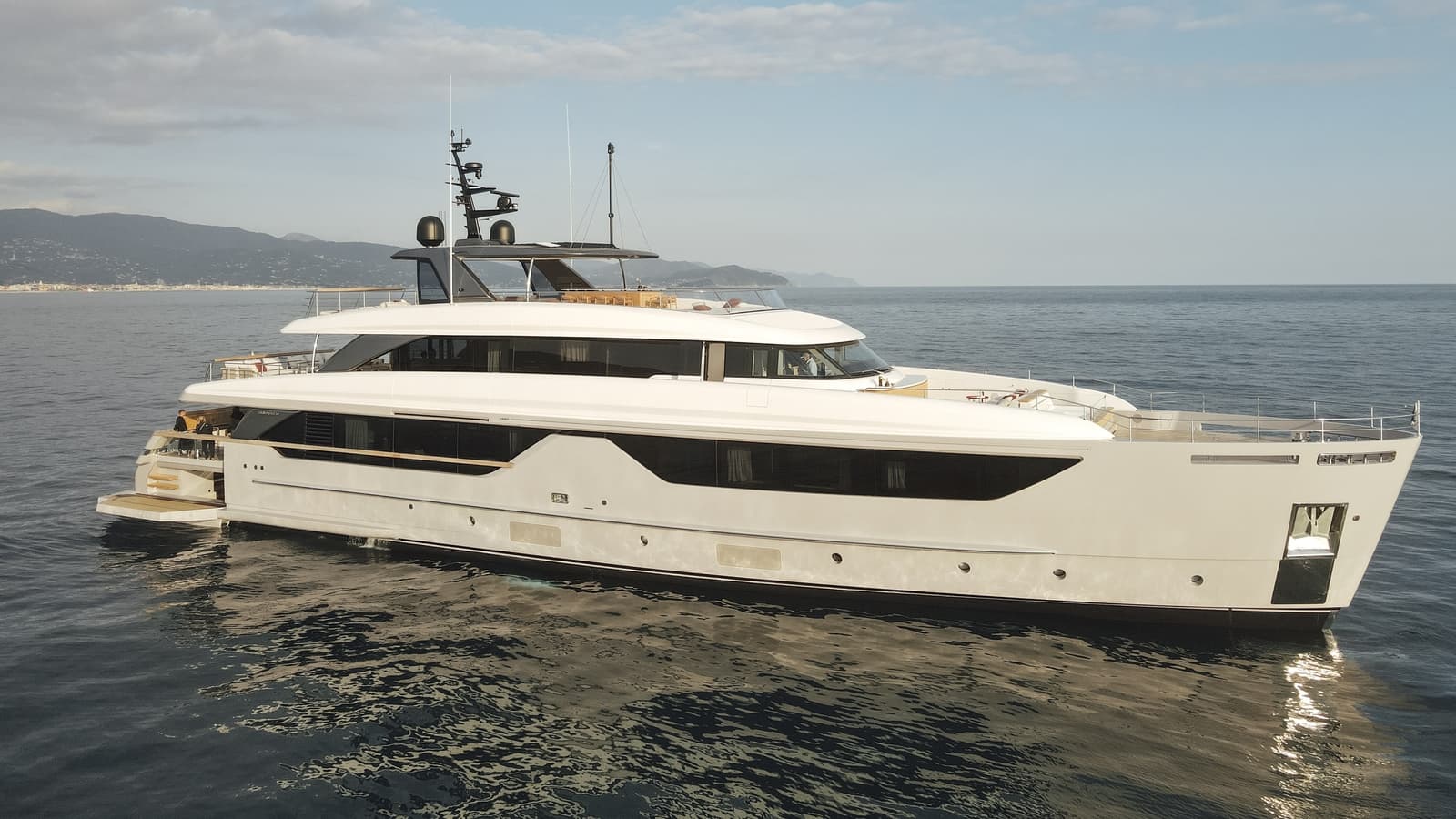 Motor yacht ANDIAMO 40.7m