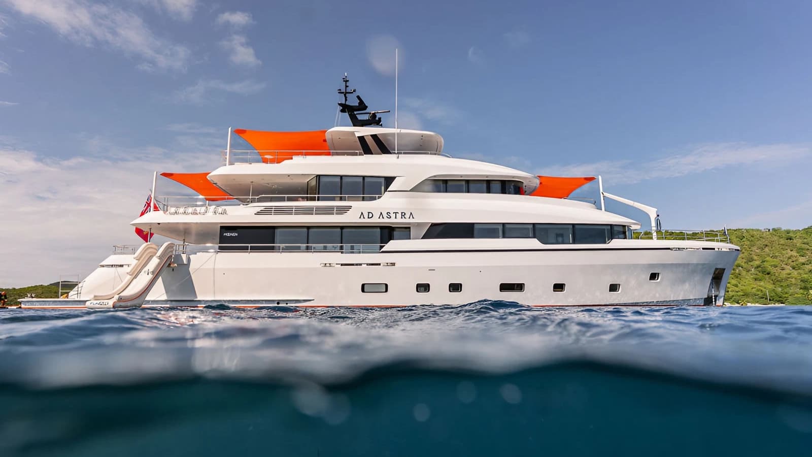 Motor yacht AD ASTRA 37.39m
