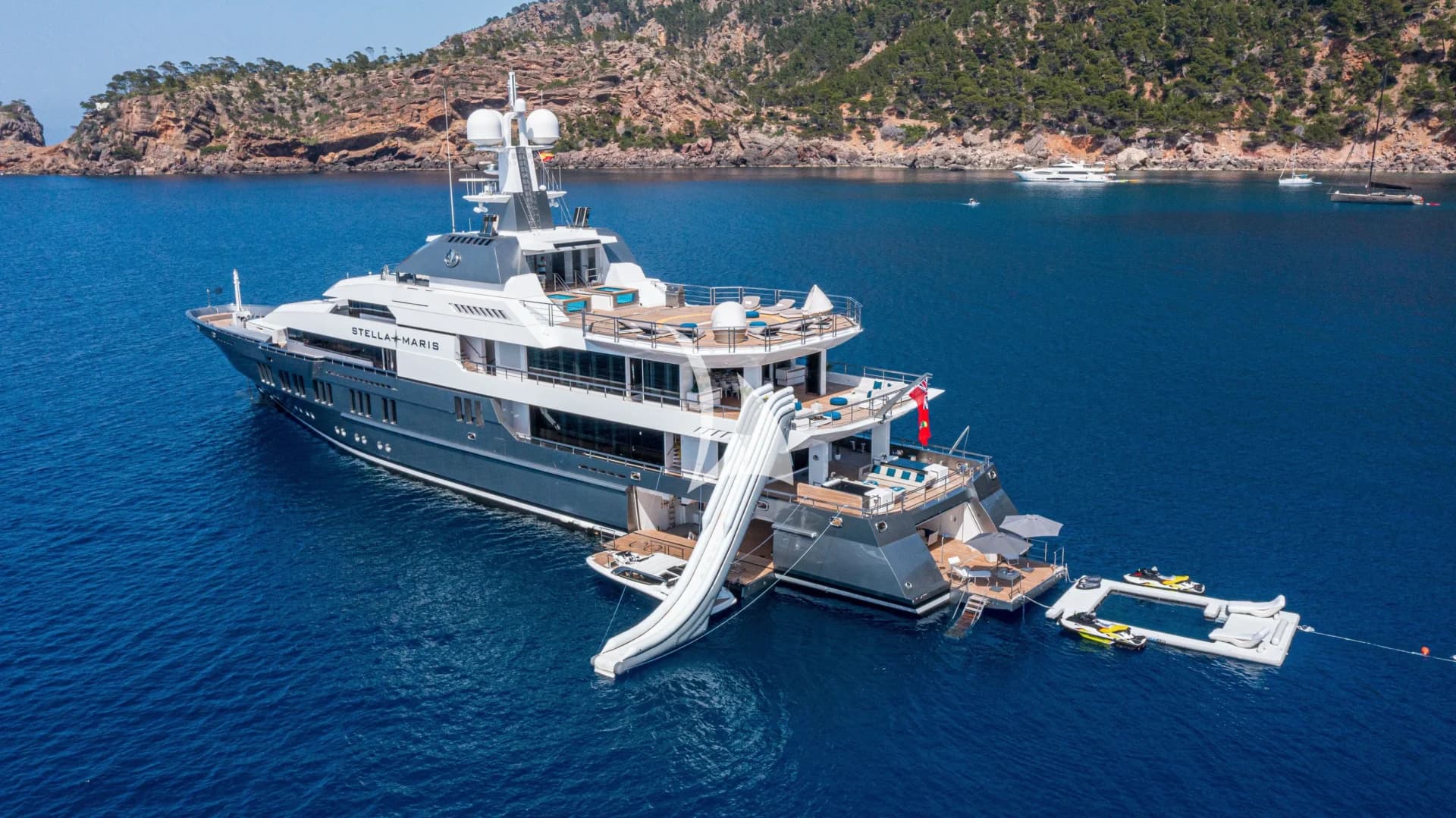 Motor yacht STELLA MARIS 72.1m by Viareggio Super Yachts