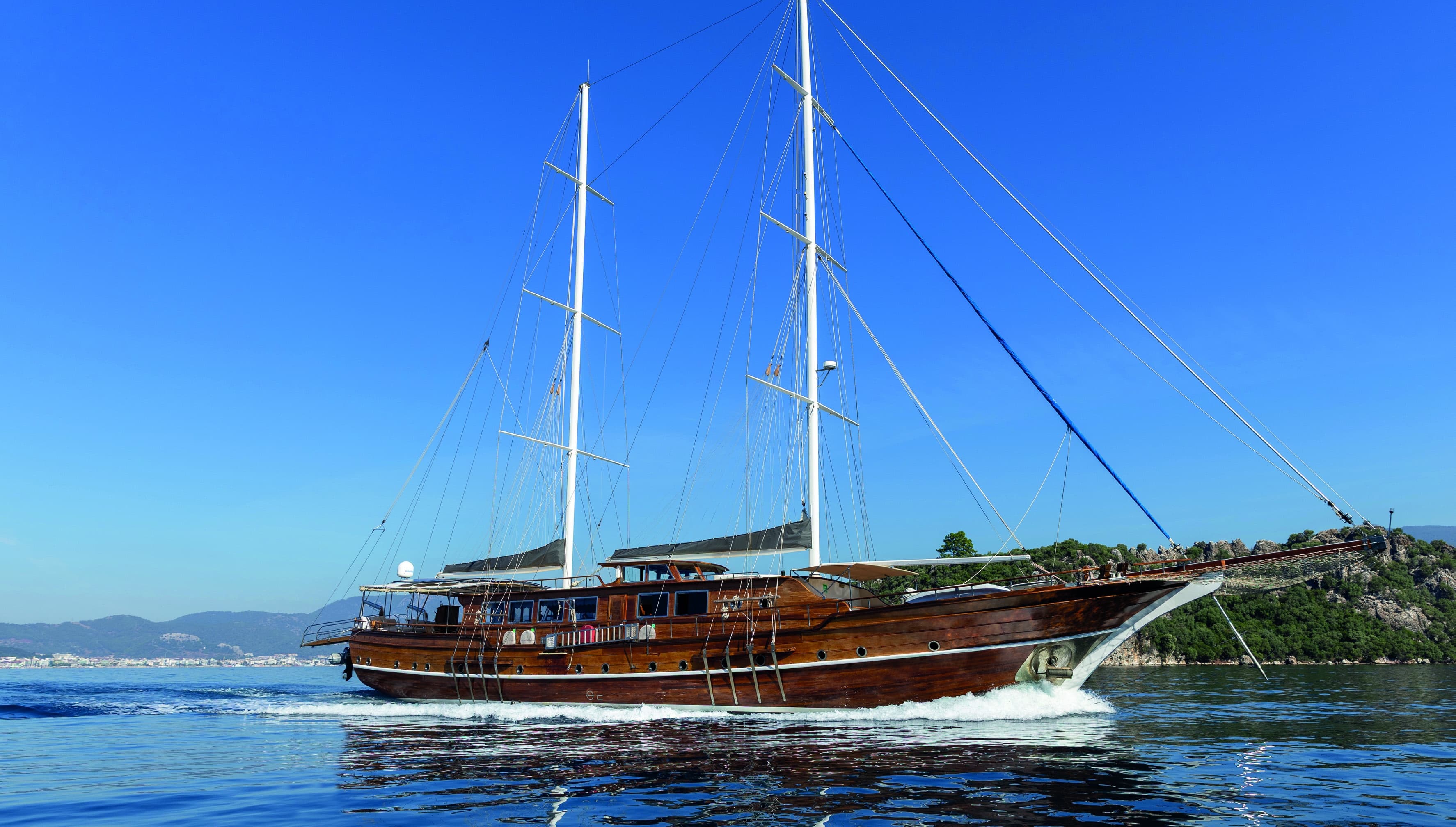 Motor yacht OXYZEN 34m by ATLAS