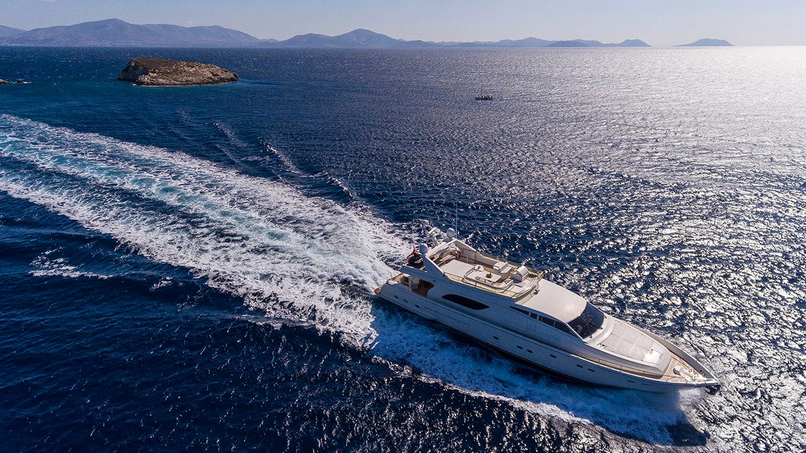Motor yacht LAZY DAYS 24.4m